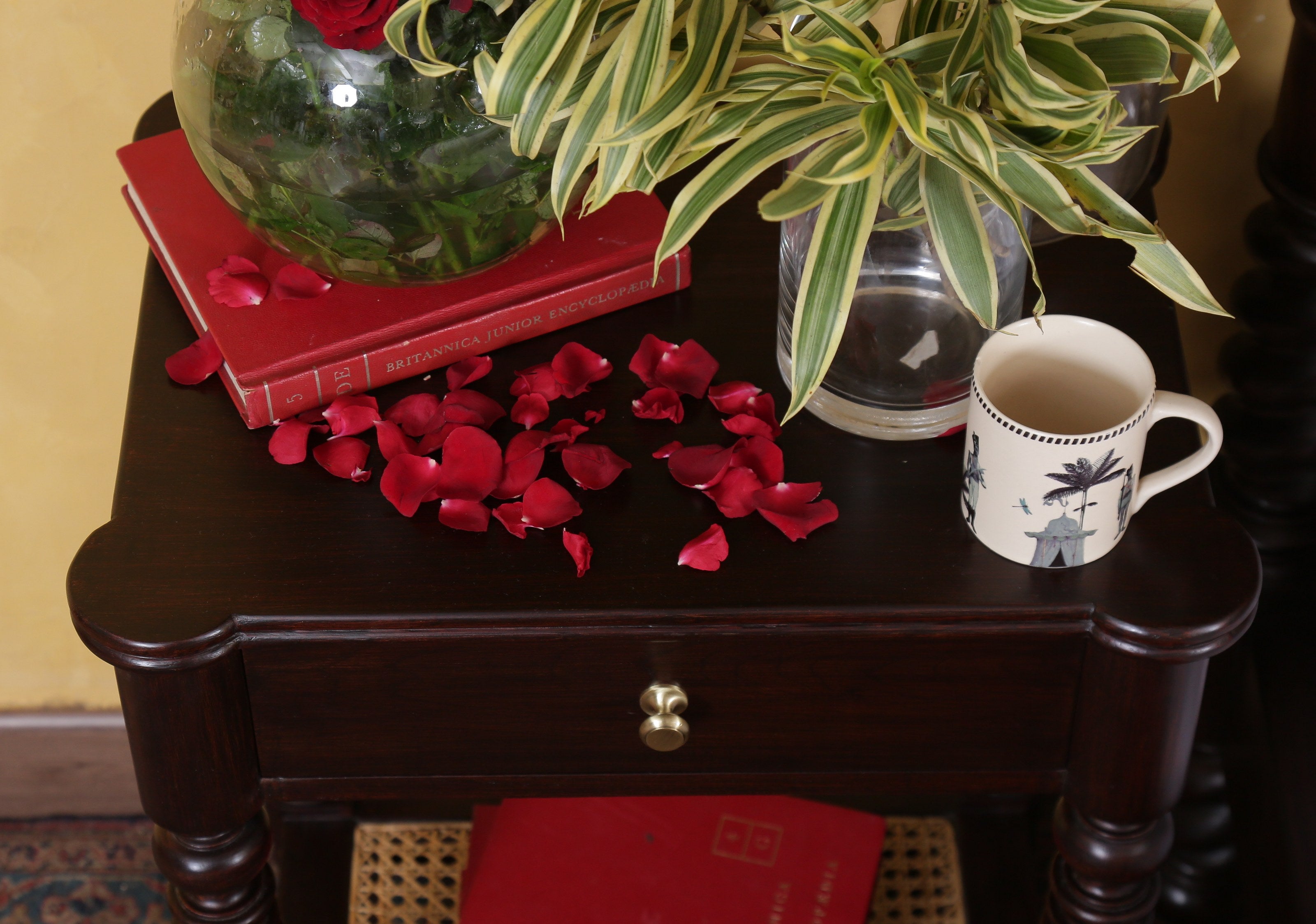 Elias Bedside Table
