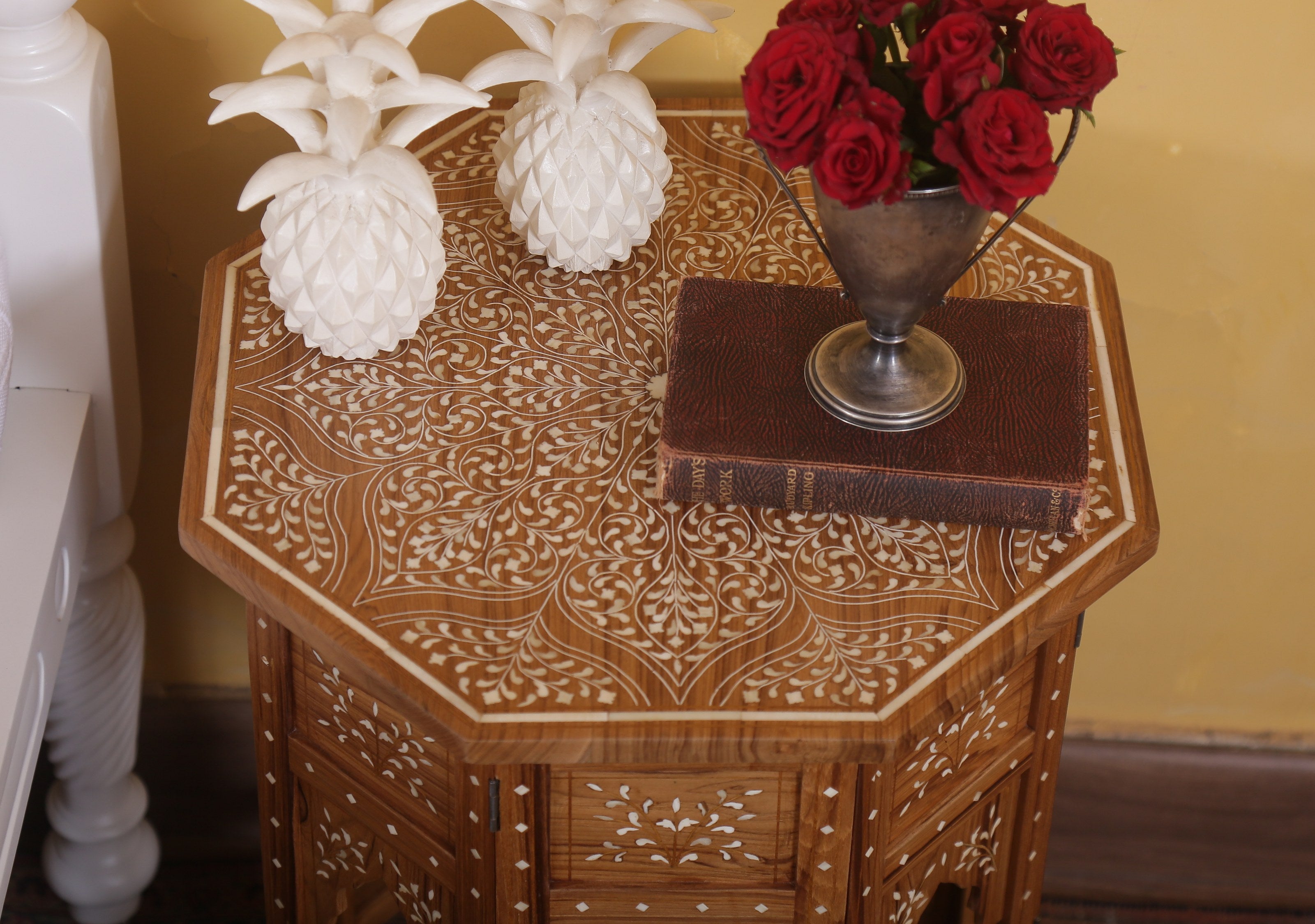 Dahbi Table