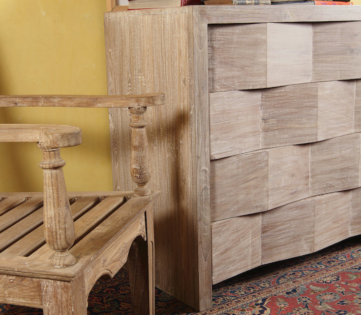 Carlisle Chest of Drawers