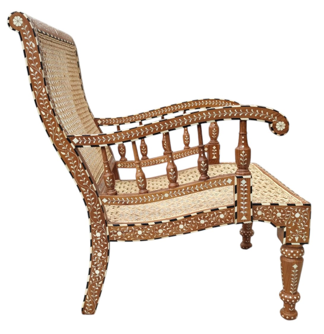 Methun Lounge Chair