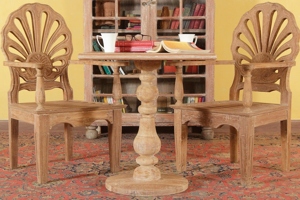Freyberg Dining Table