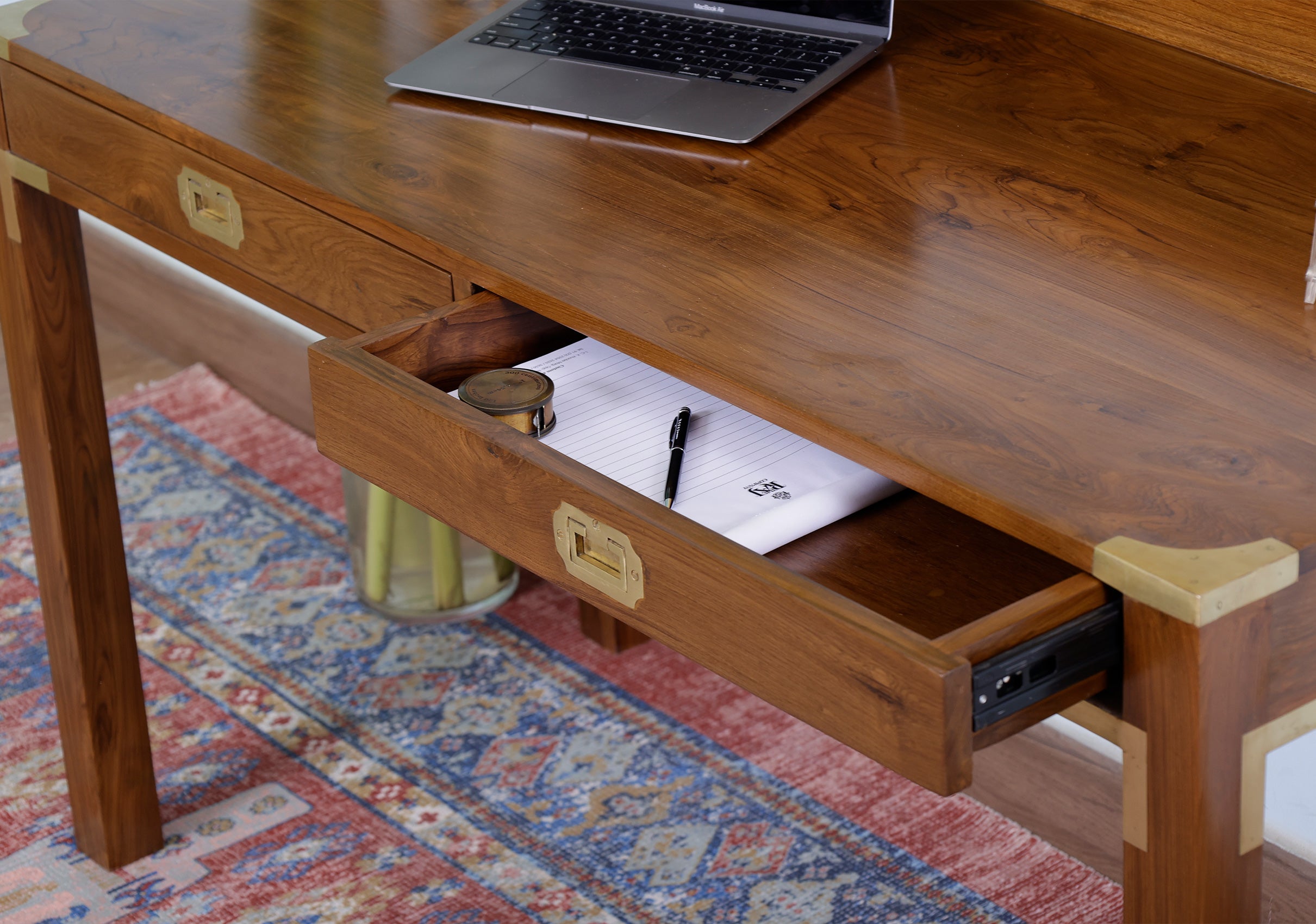 Magdalene Campaign Desk