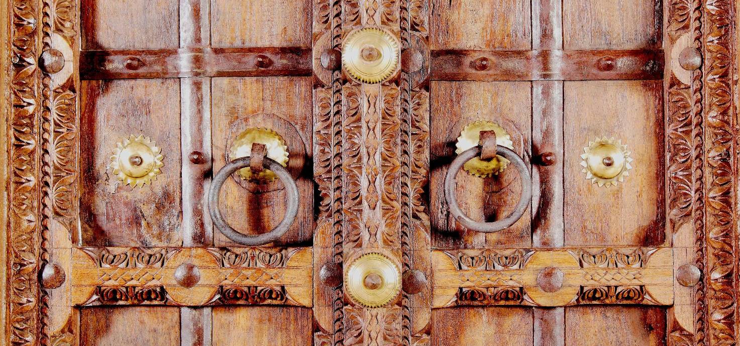 Durven Antique Door Bar