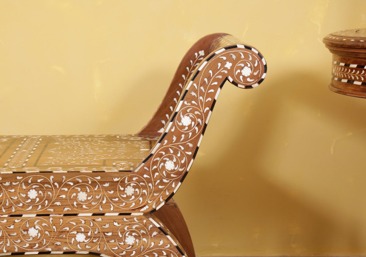 Walrond Bench