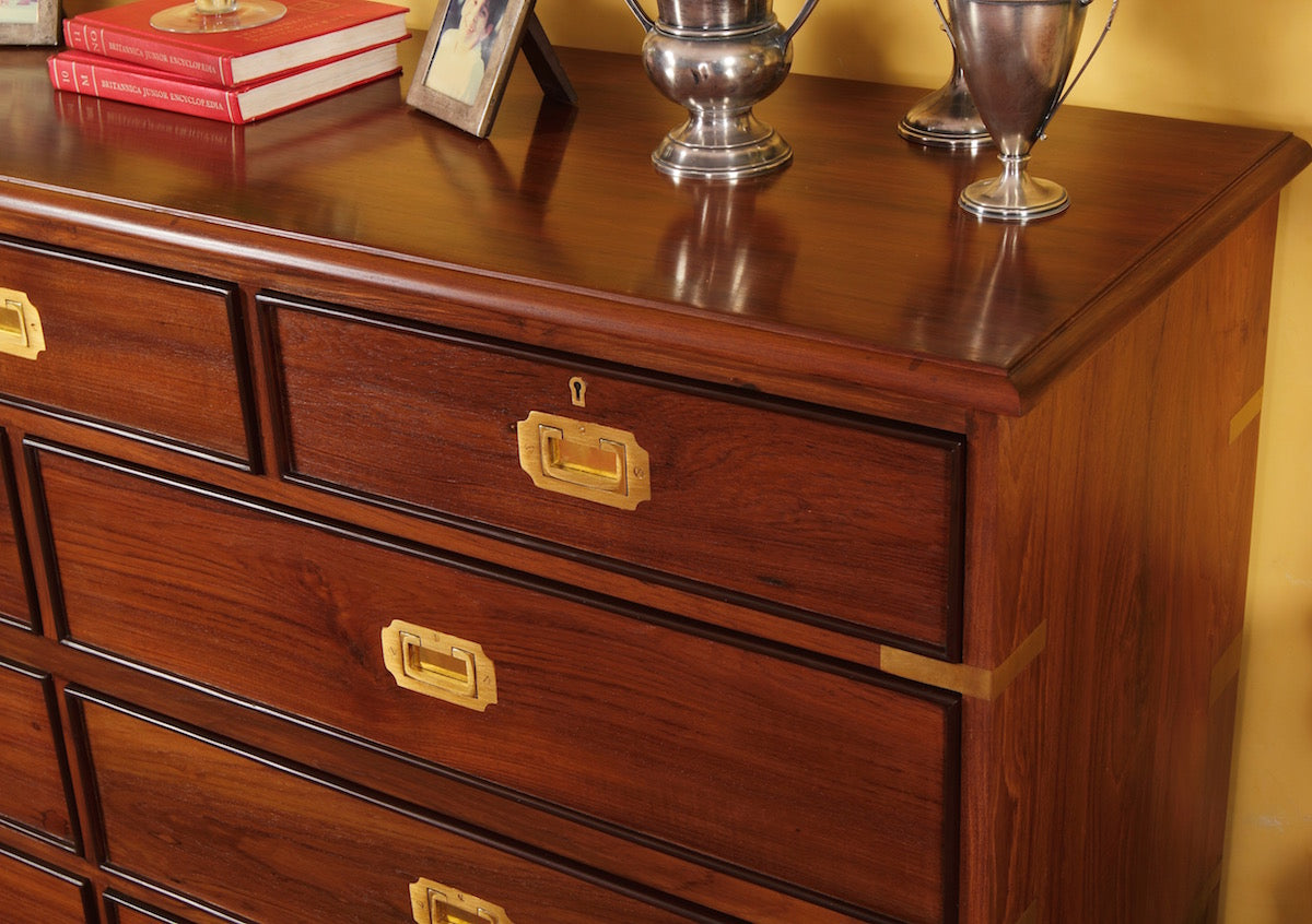 Knaggs Chest of Drawers
