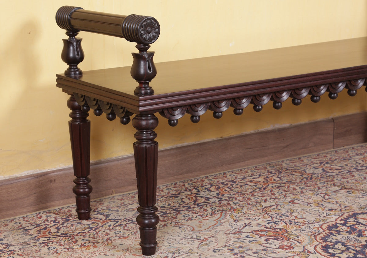 Tapia Bench