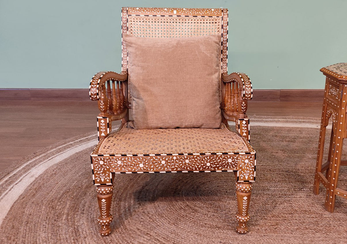 Methun Lounge Chair