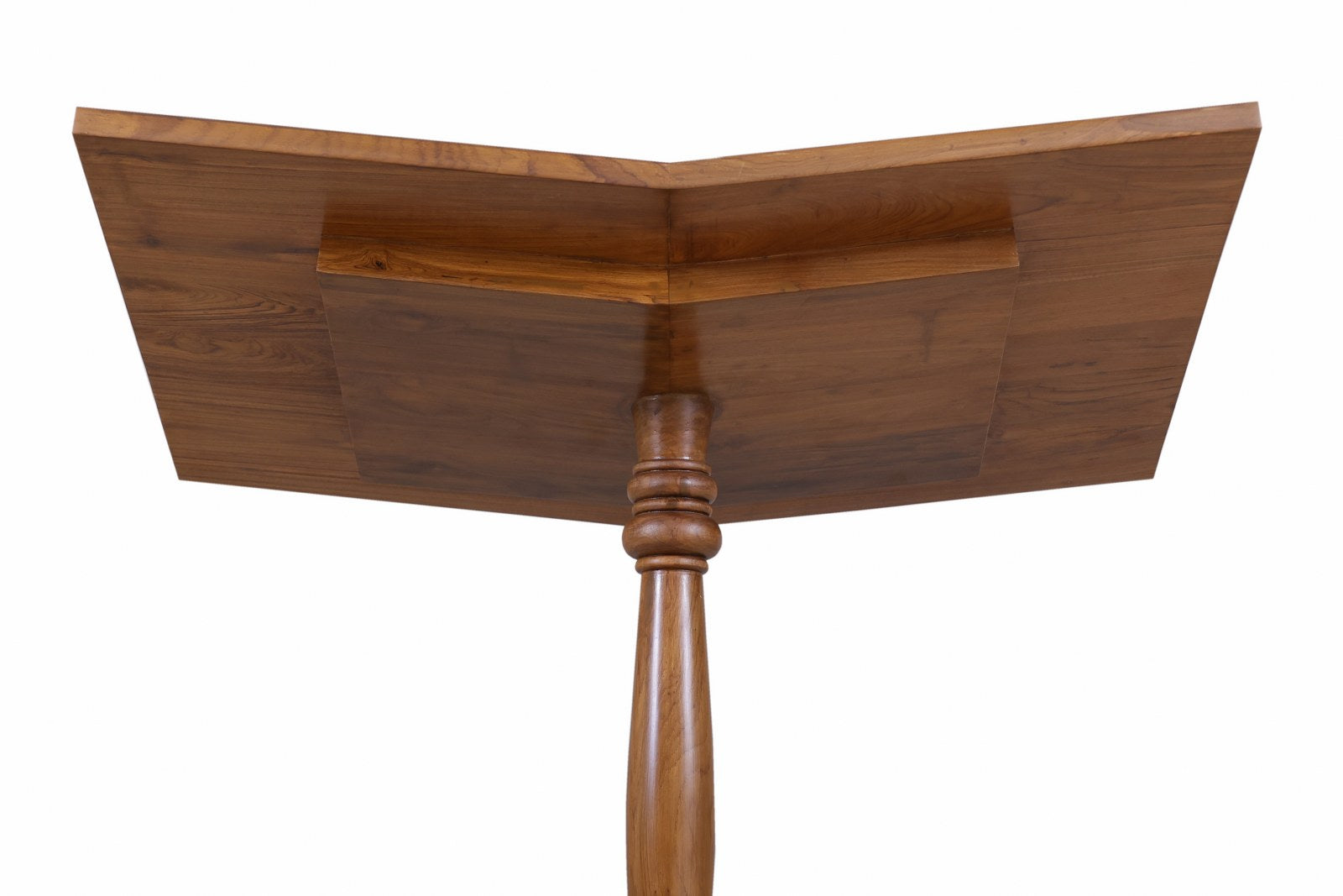 Welles Bookstand