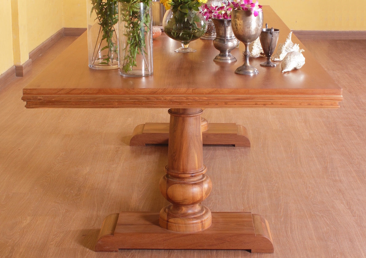Le Hunte Dining Table
