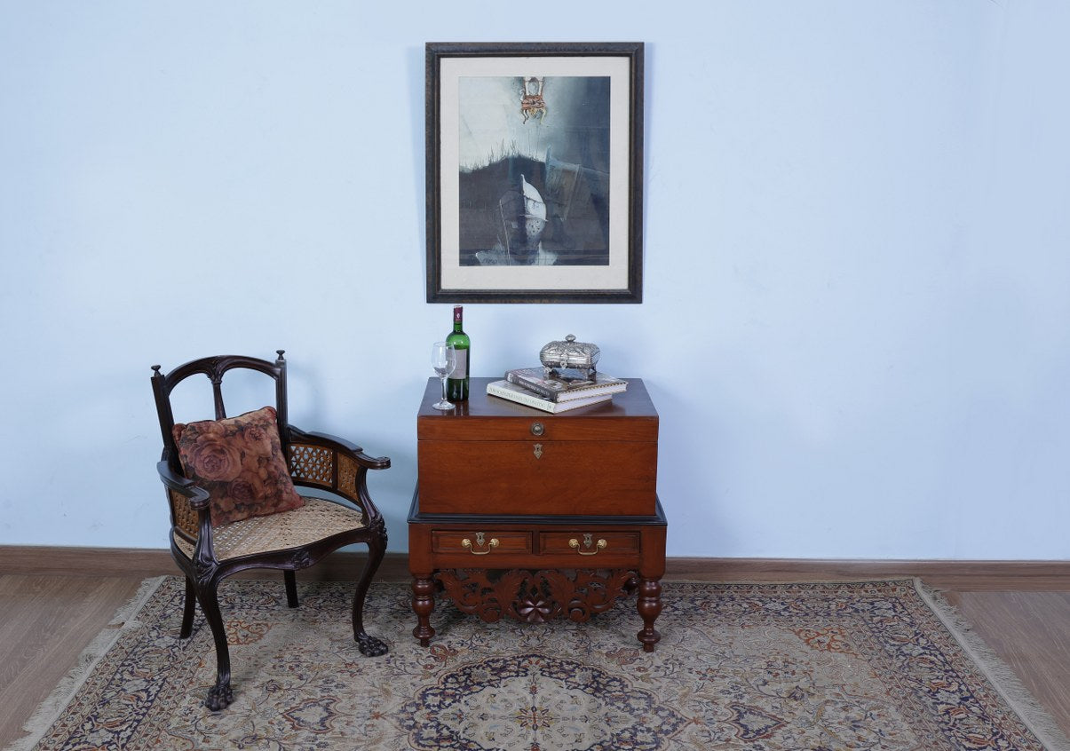 Brugel antique Chest