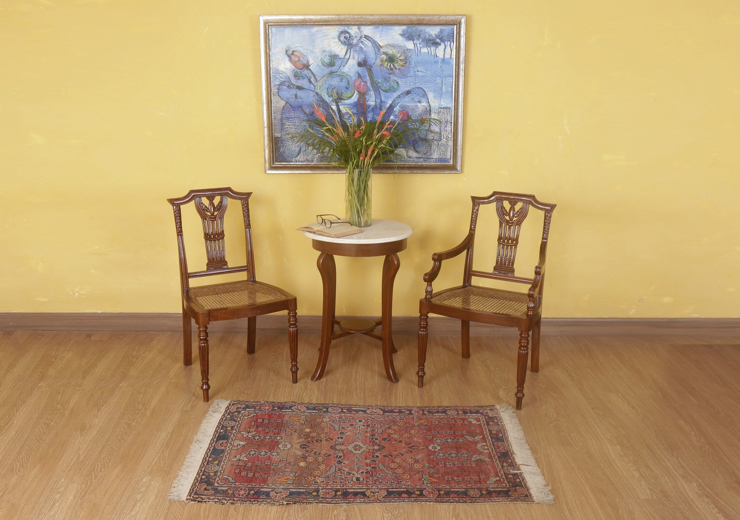 Pitt Table