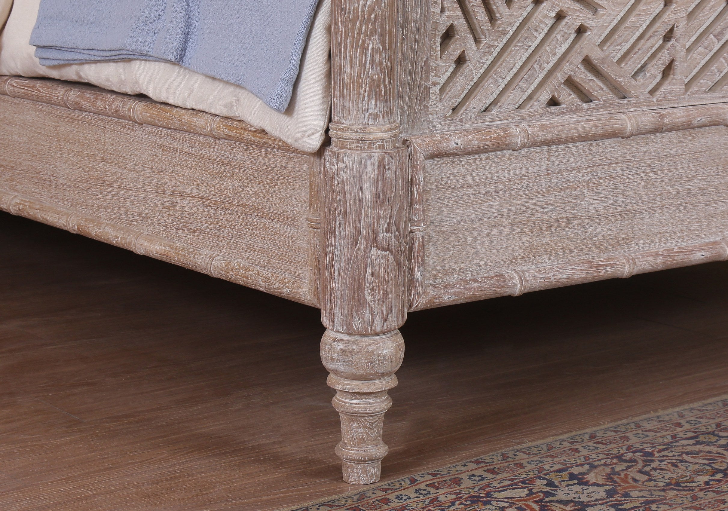 Curacao Bamboo Poster Bed