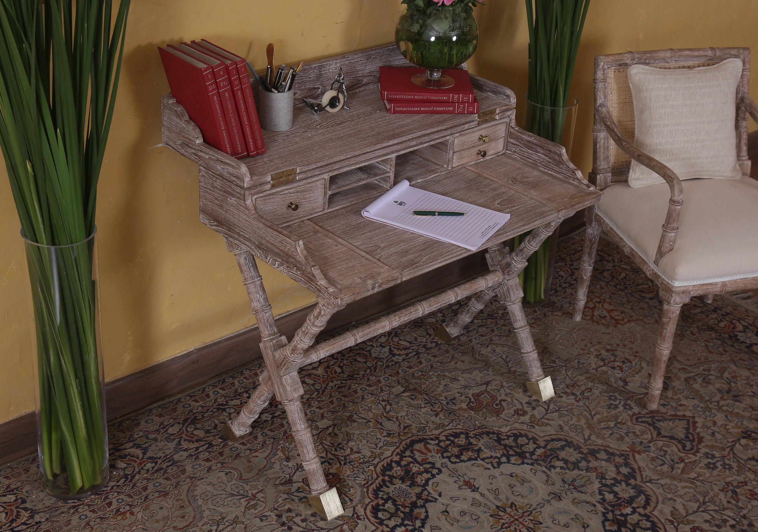 Holmes Console Table