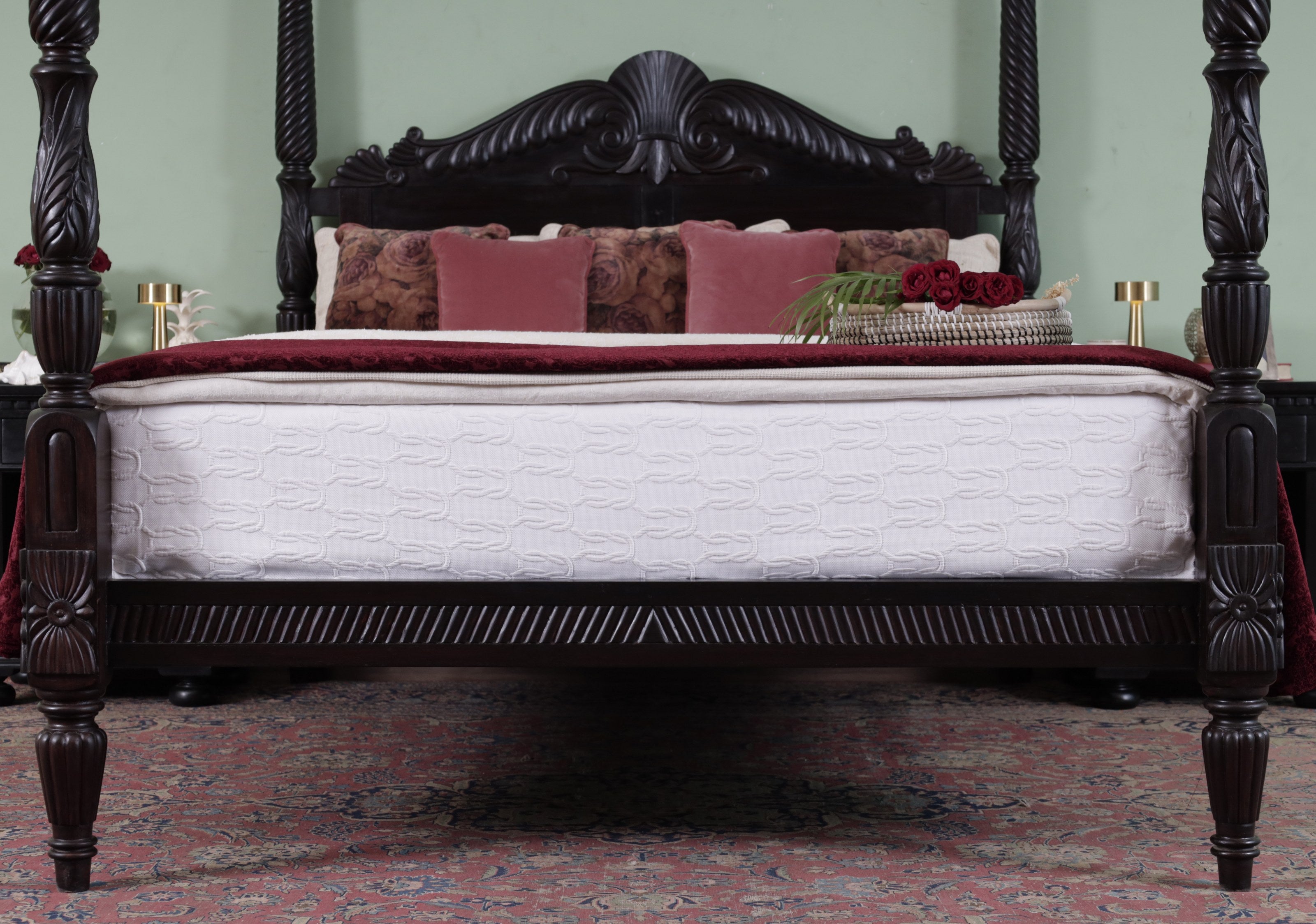 Windham Poster Bed