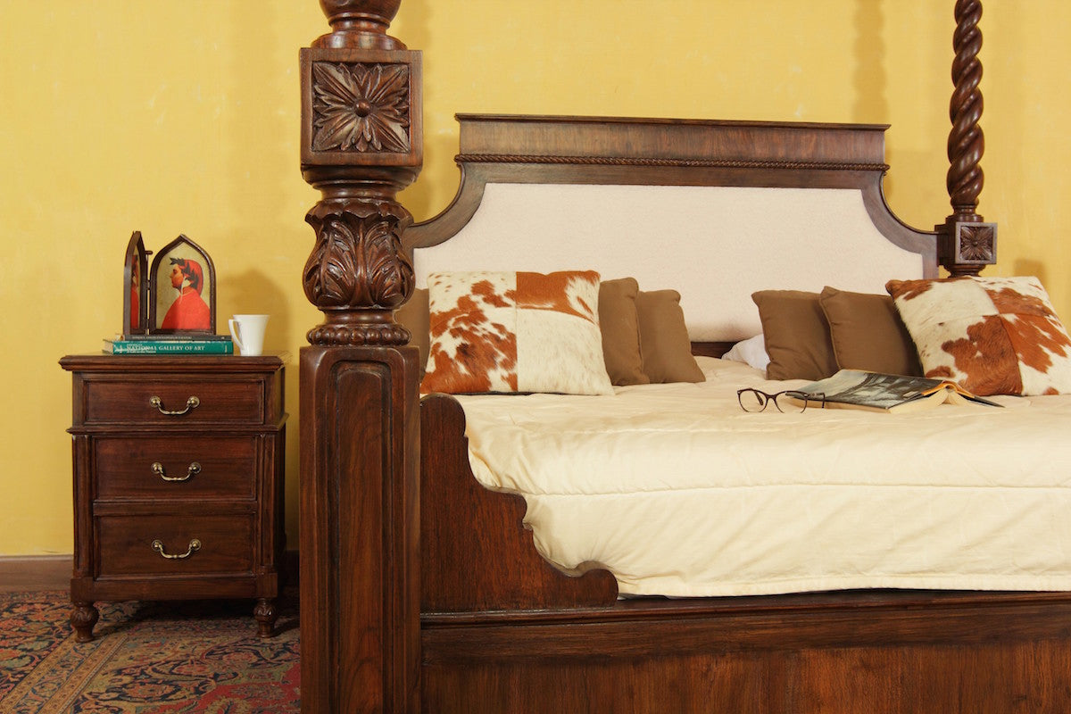 Villiers Bedside Table
