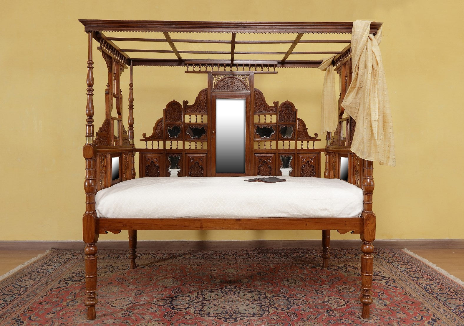 Carmichael Day Bed