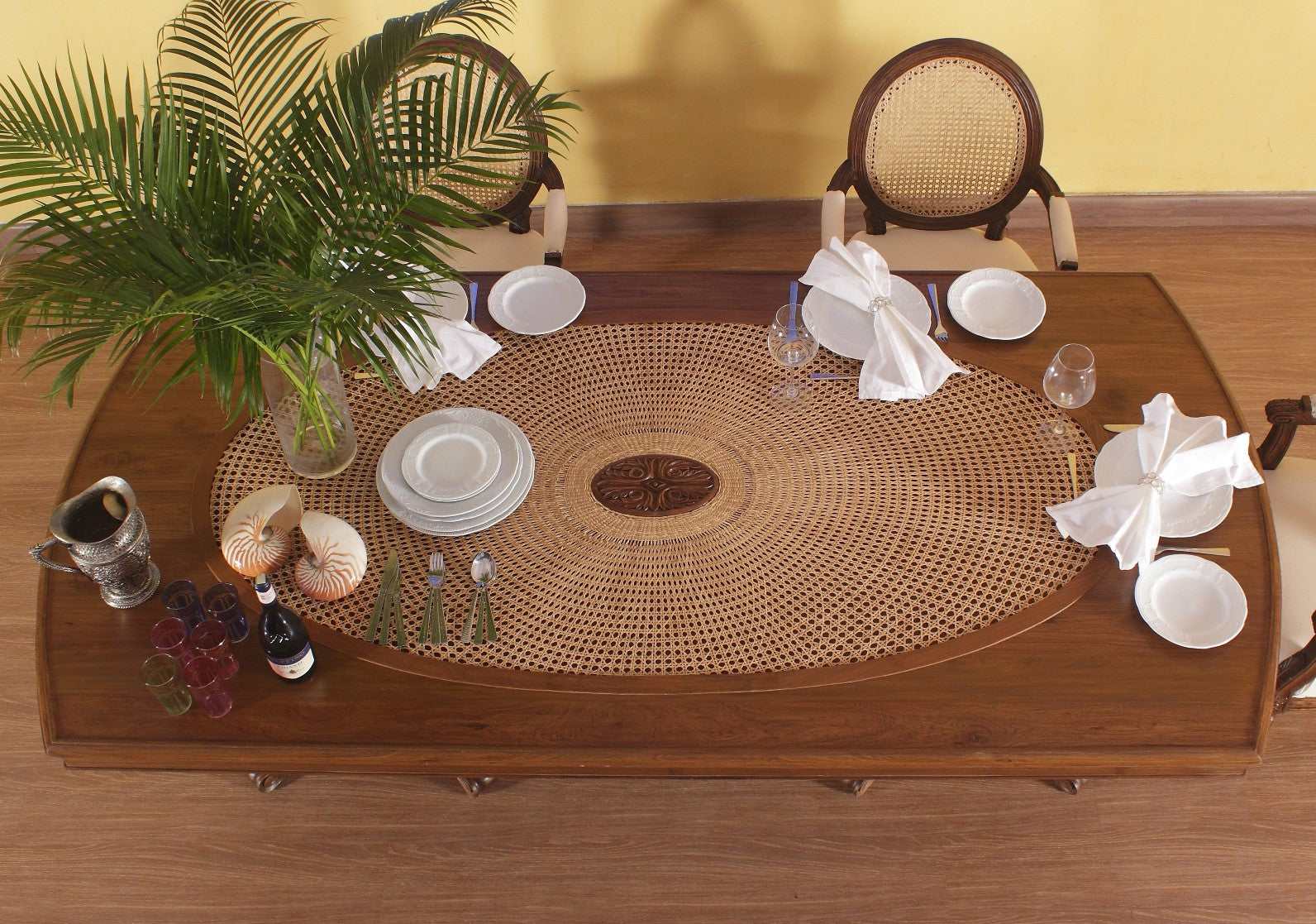 Leith Dining Table