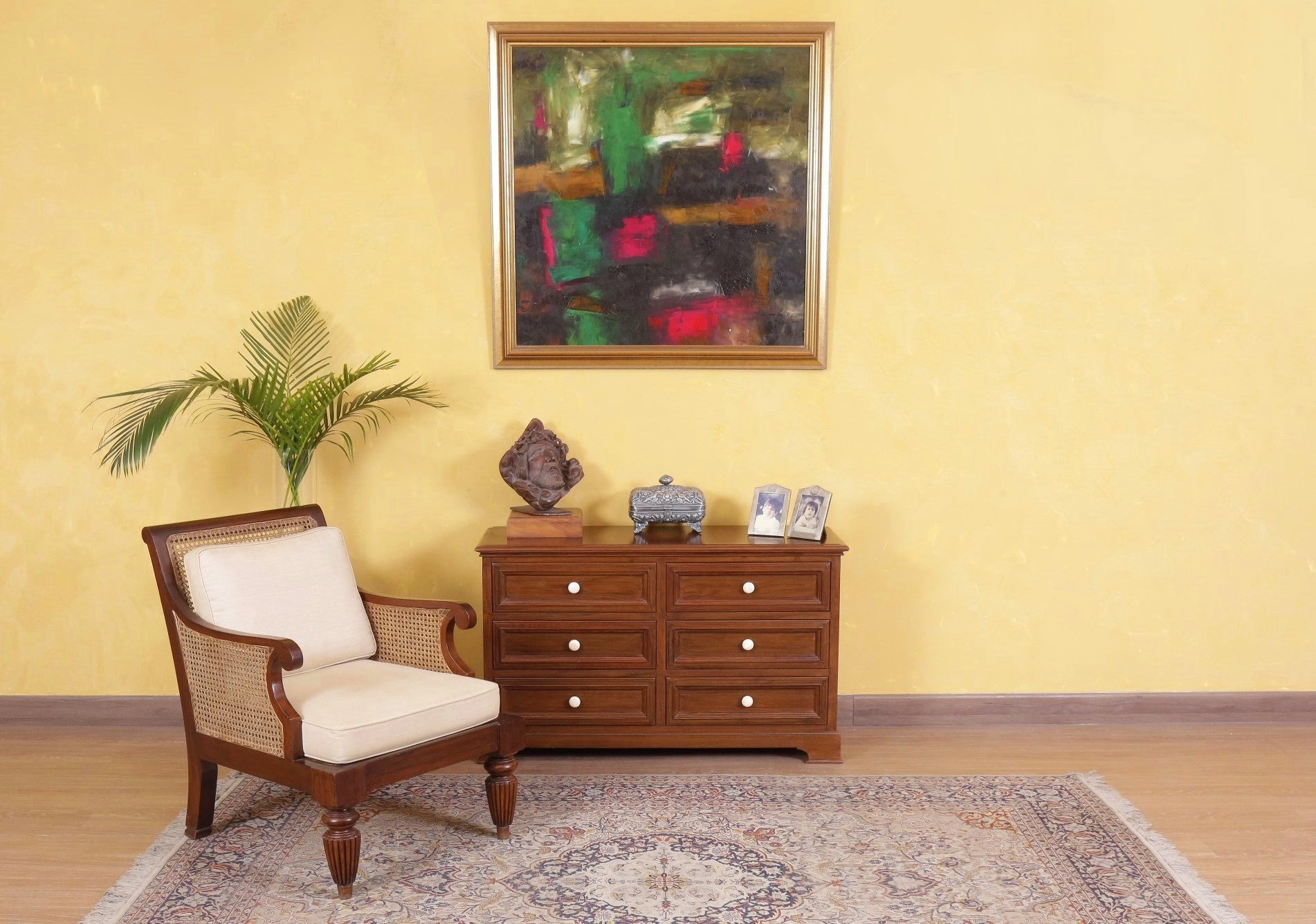 Majoribanks Dresser