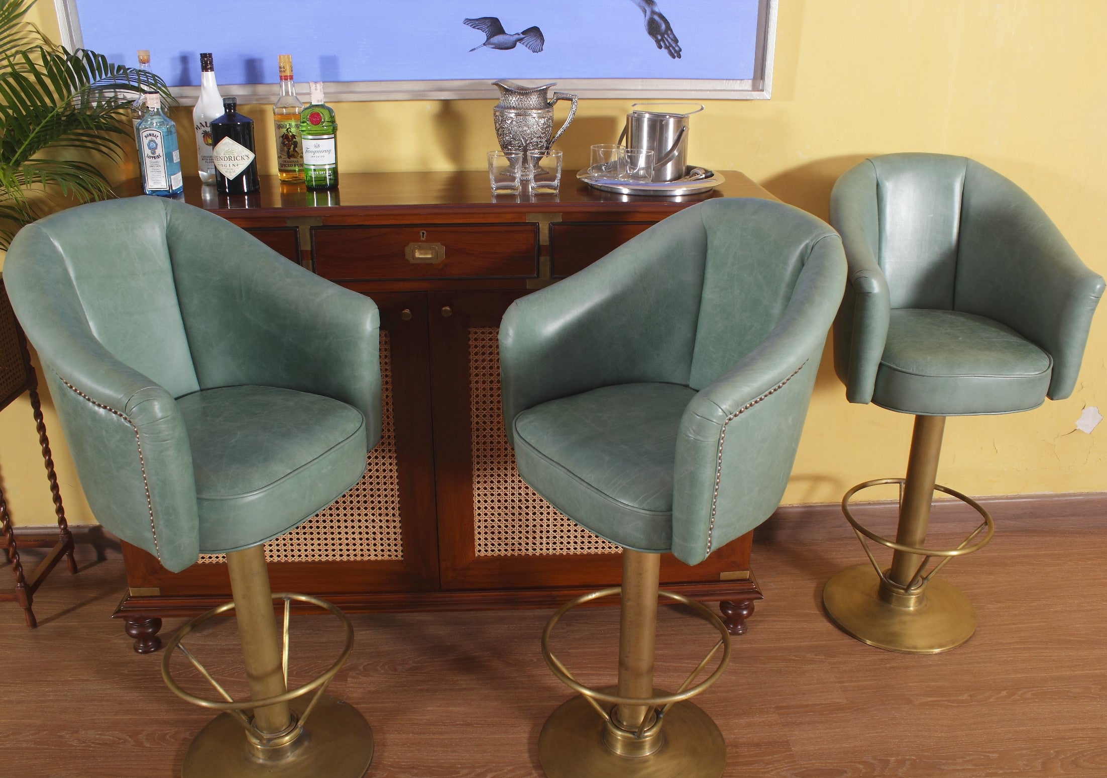 Henderson Barchair