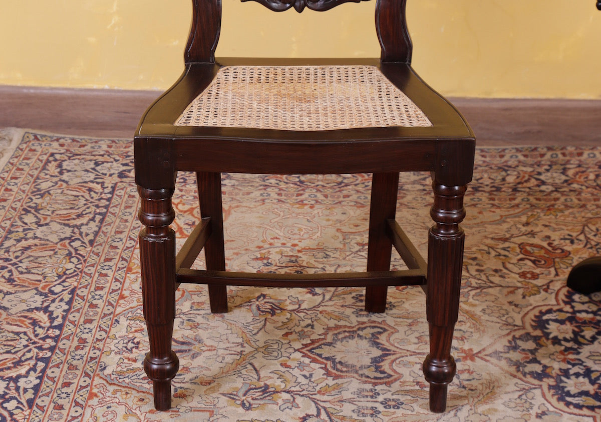 Hernan Chair