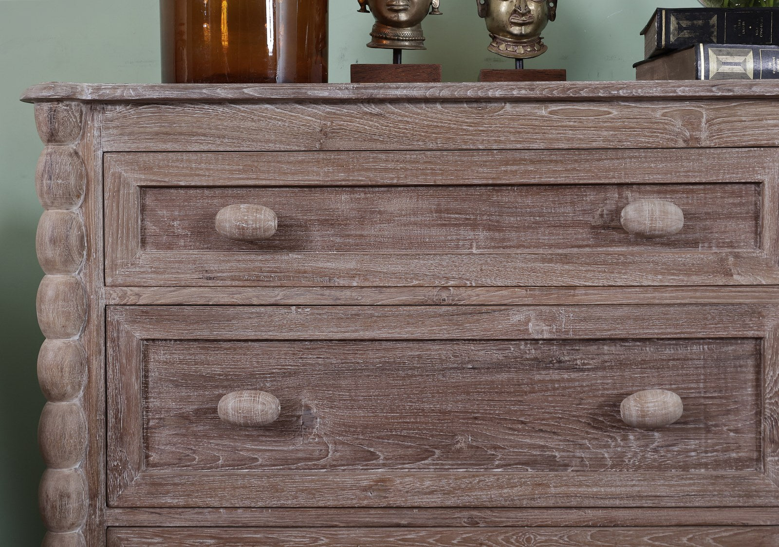 Bernor Chest of Drawers