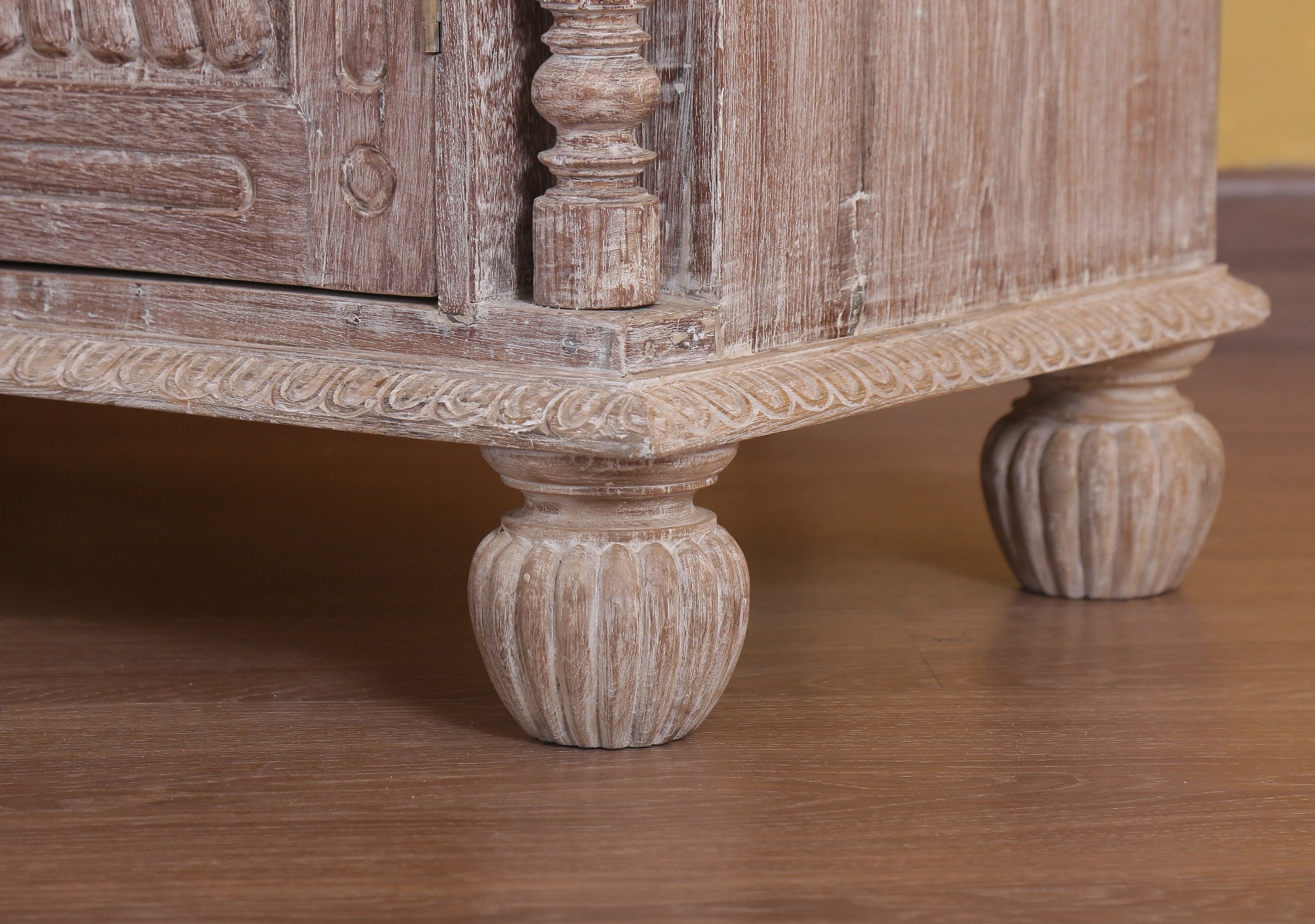 Ardleigh Antique Bookshelf