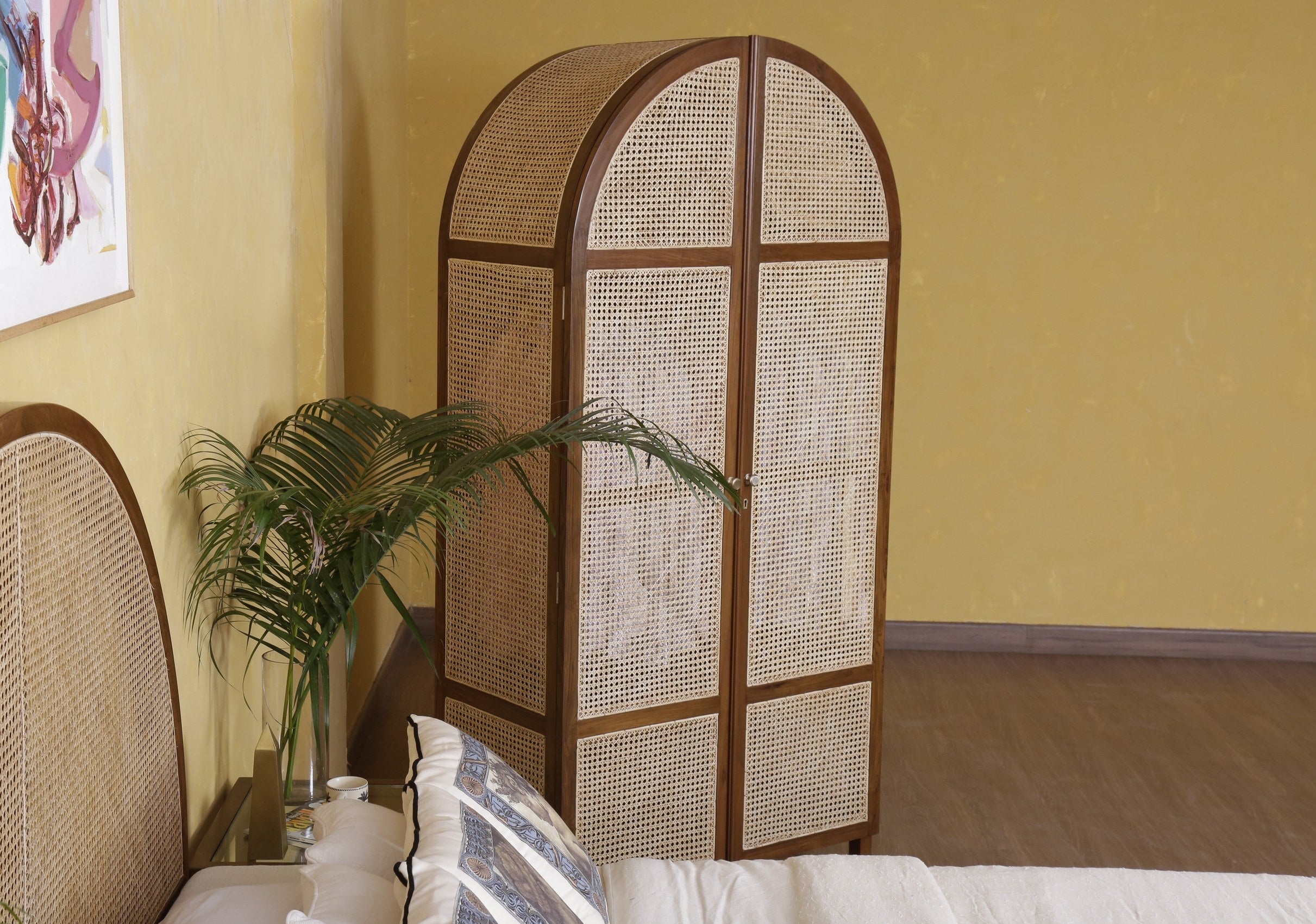 Ashton Armoire