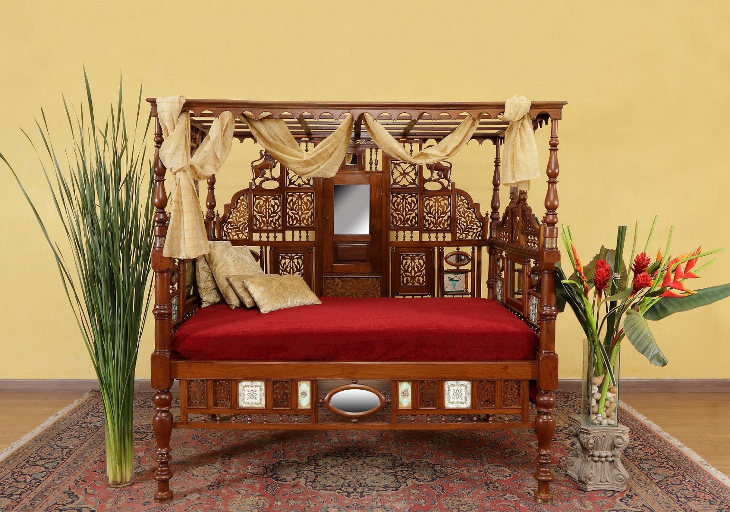 Victor Day Bed