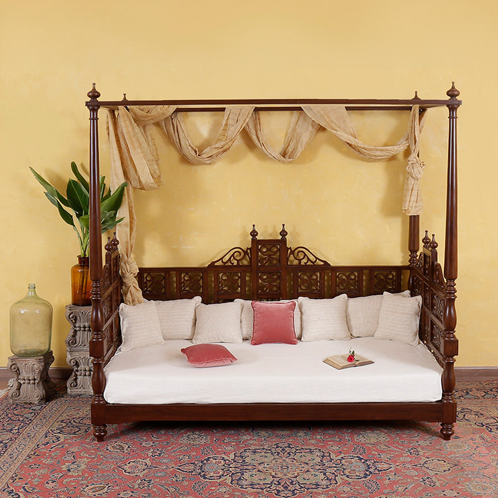 Wodehouse Day Bed