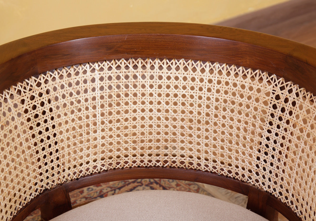 Rodrigo Chair