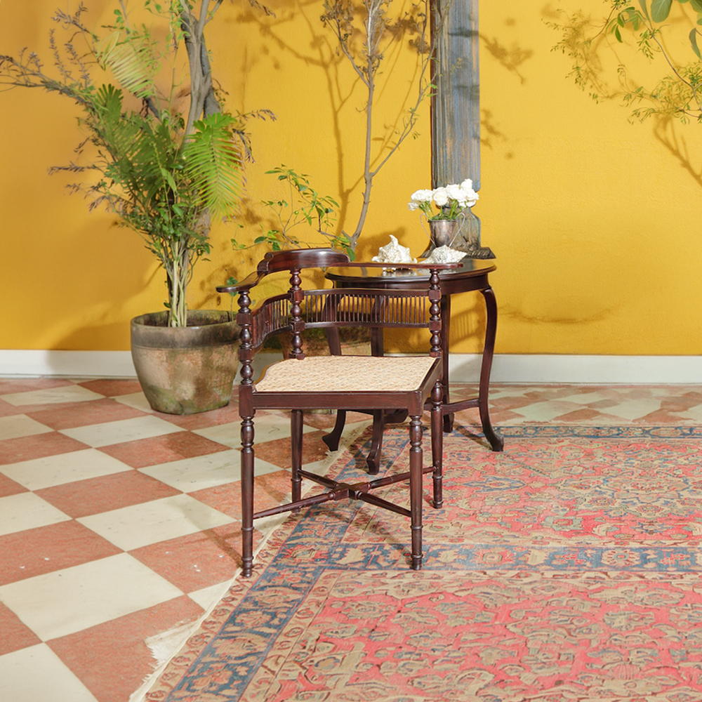 Farquhar Corner Chair