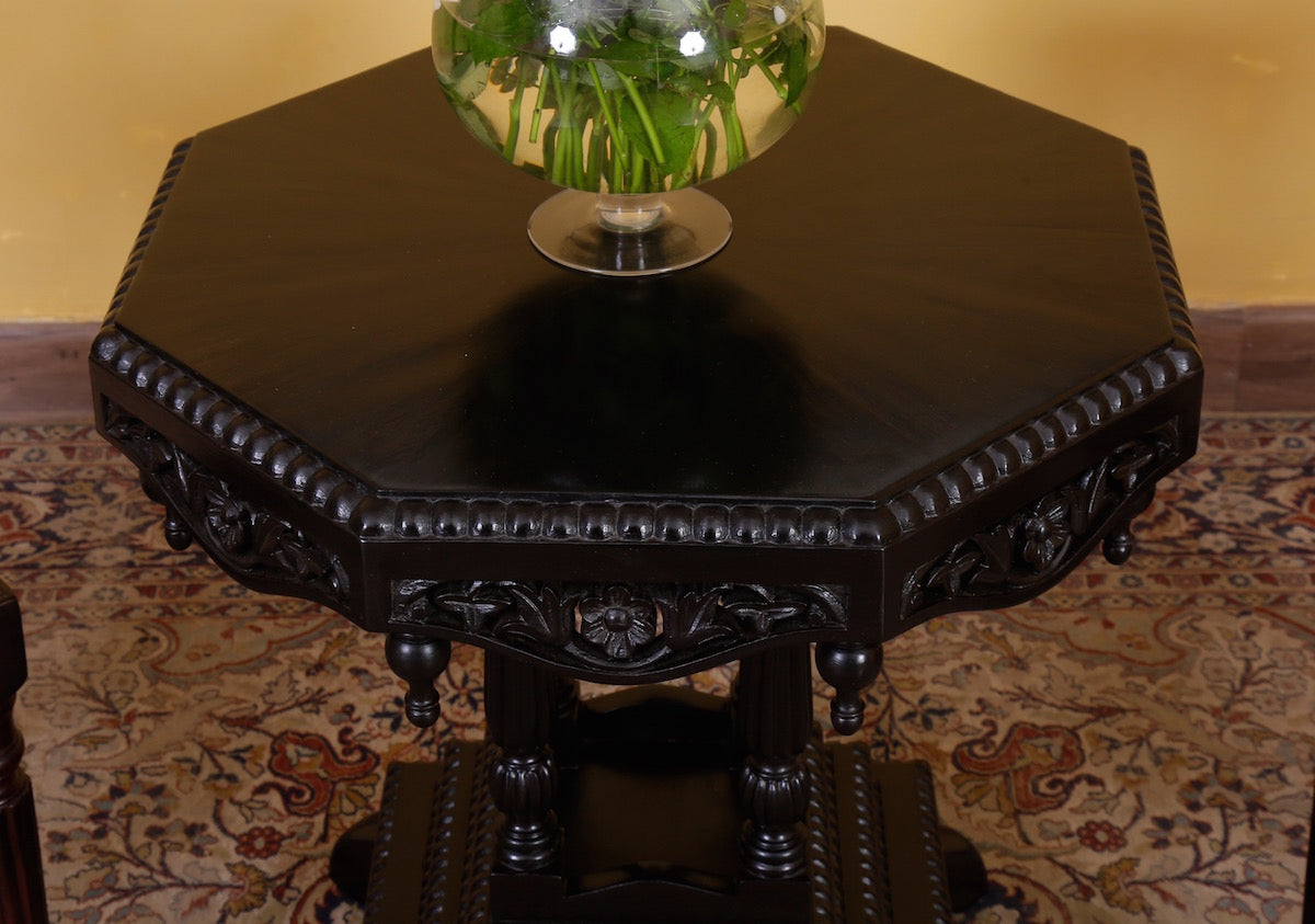 Cristobal Table