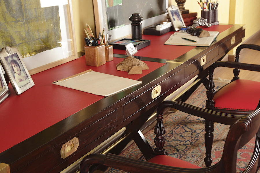 Blackburne Partners Desk