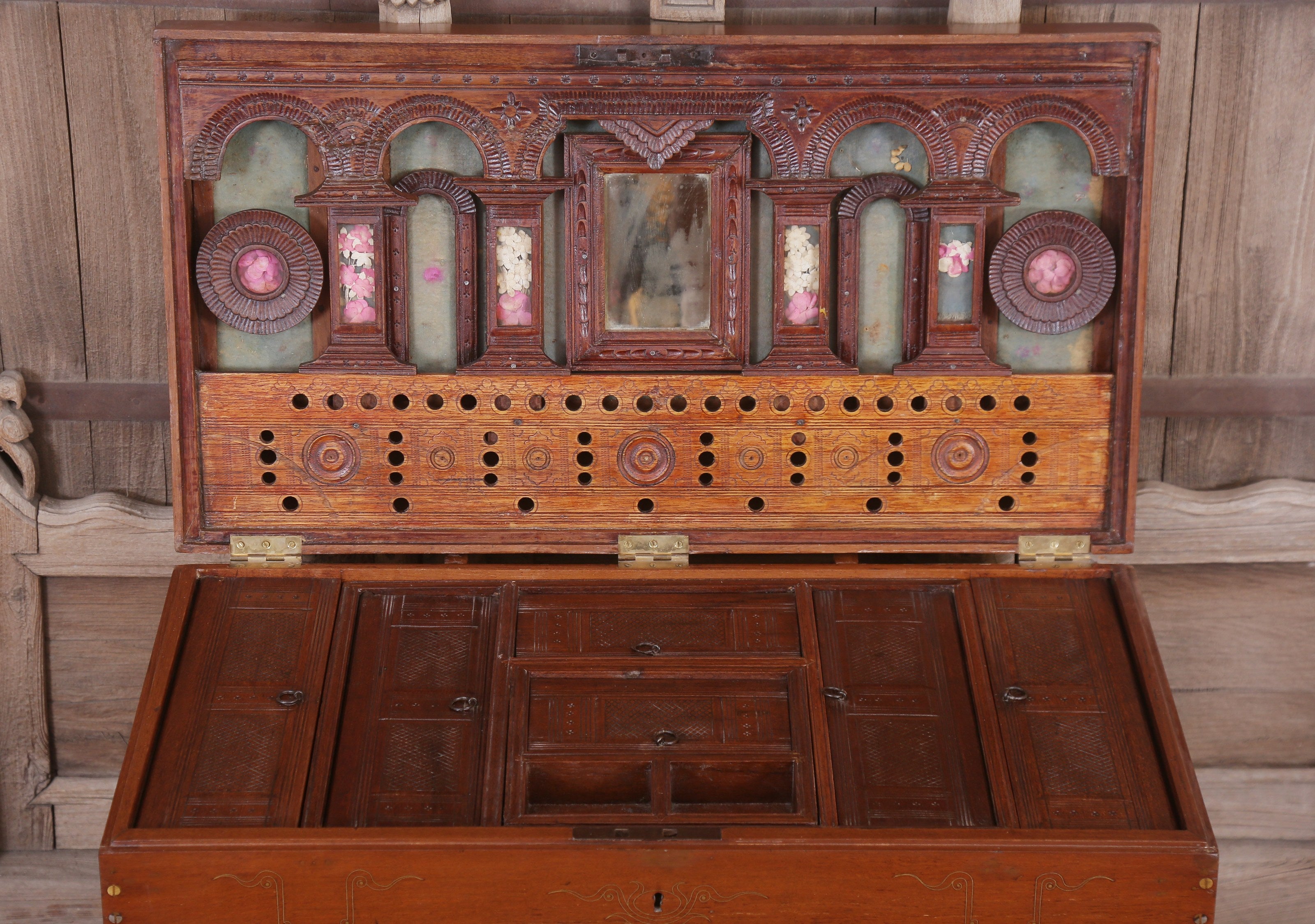 Ripley Antique Jewelry Box