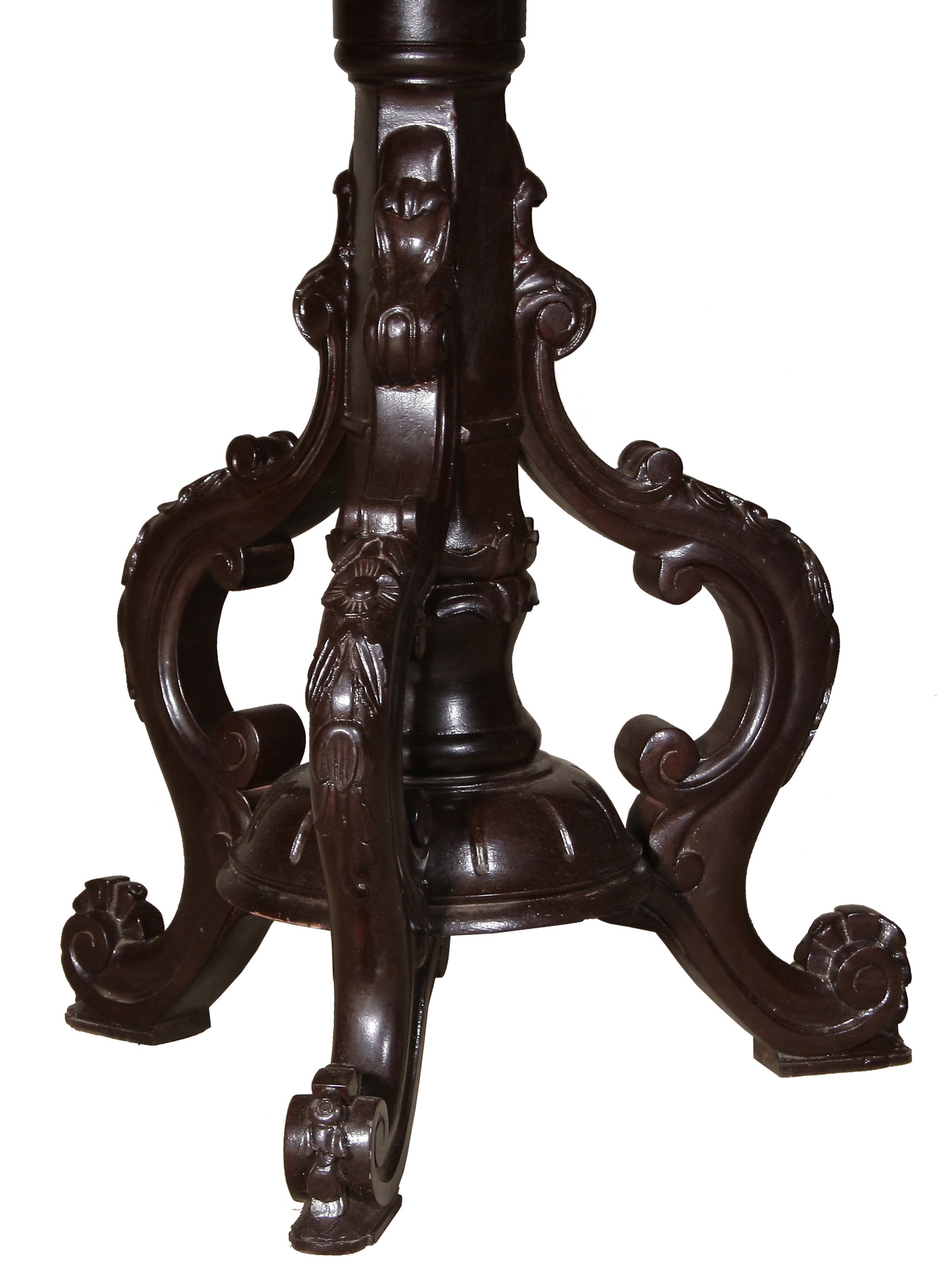 Winthrop Octagonal Table