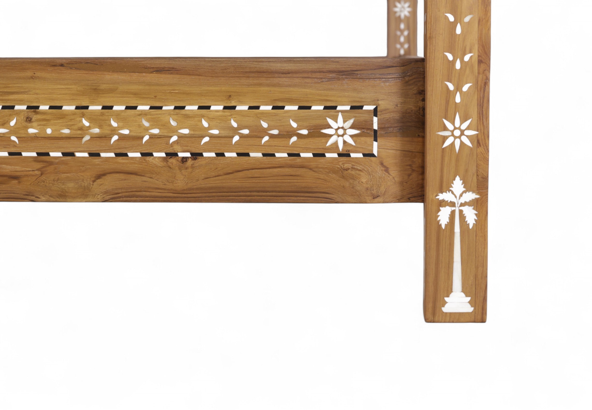 Wilmot Inlaid Bed