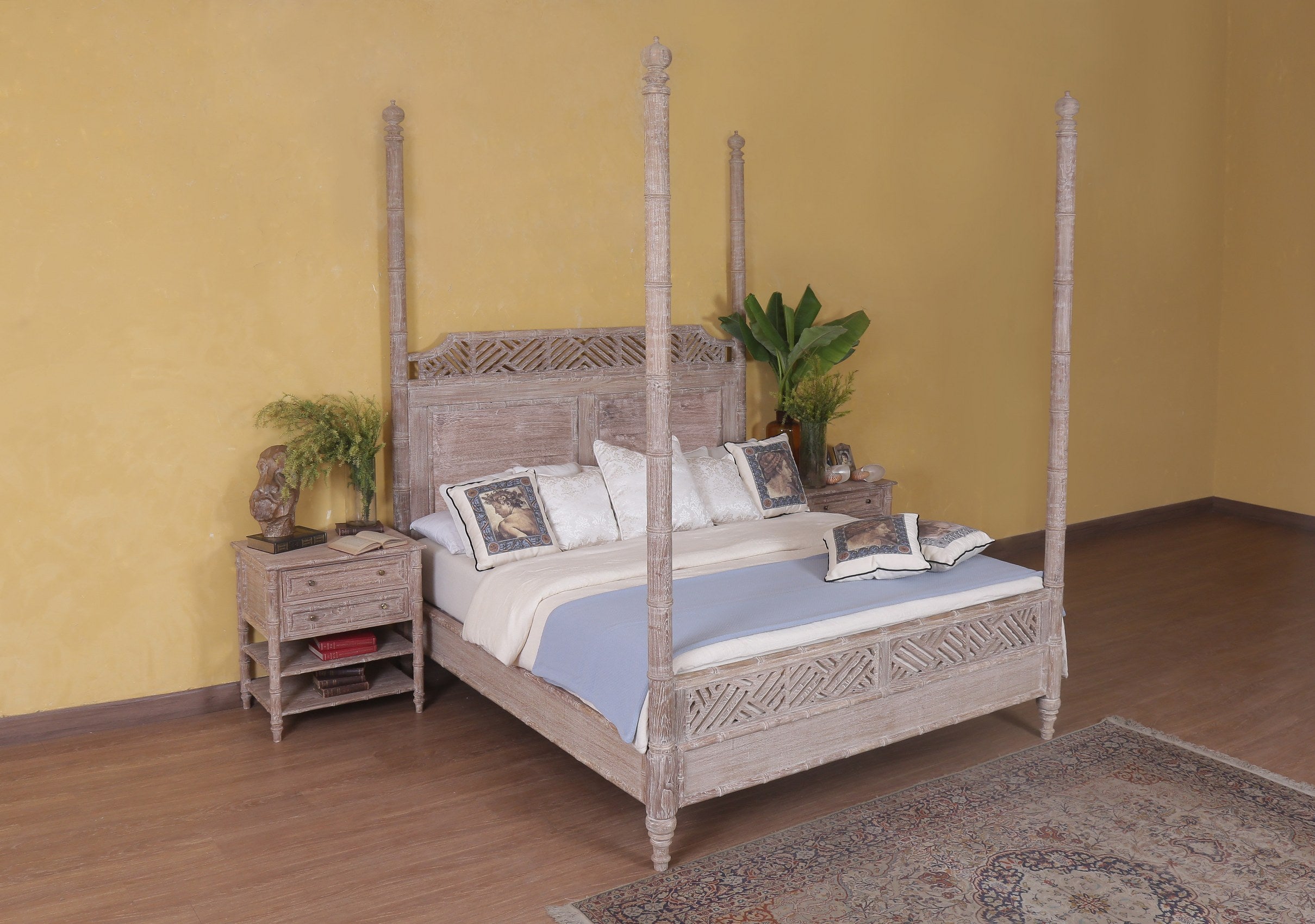 Curacao Bamboo Poster Bed