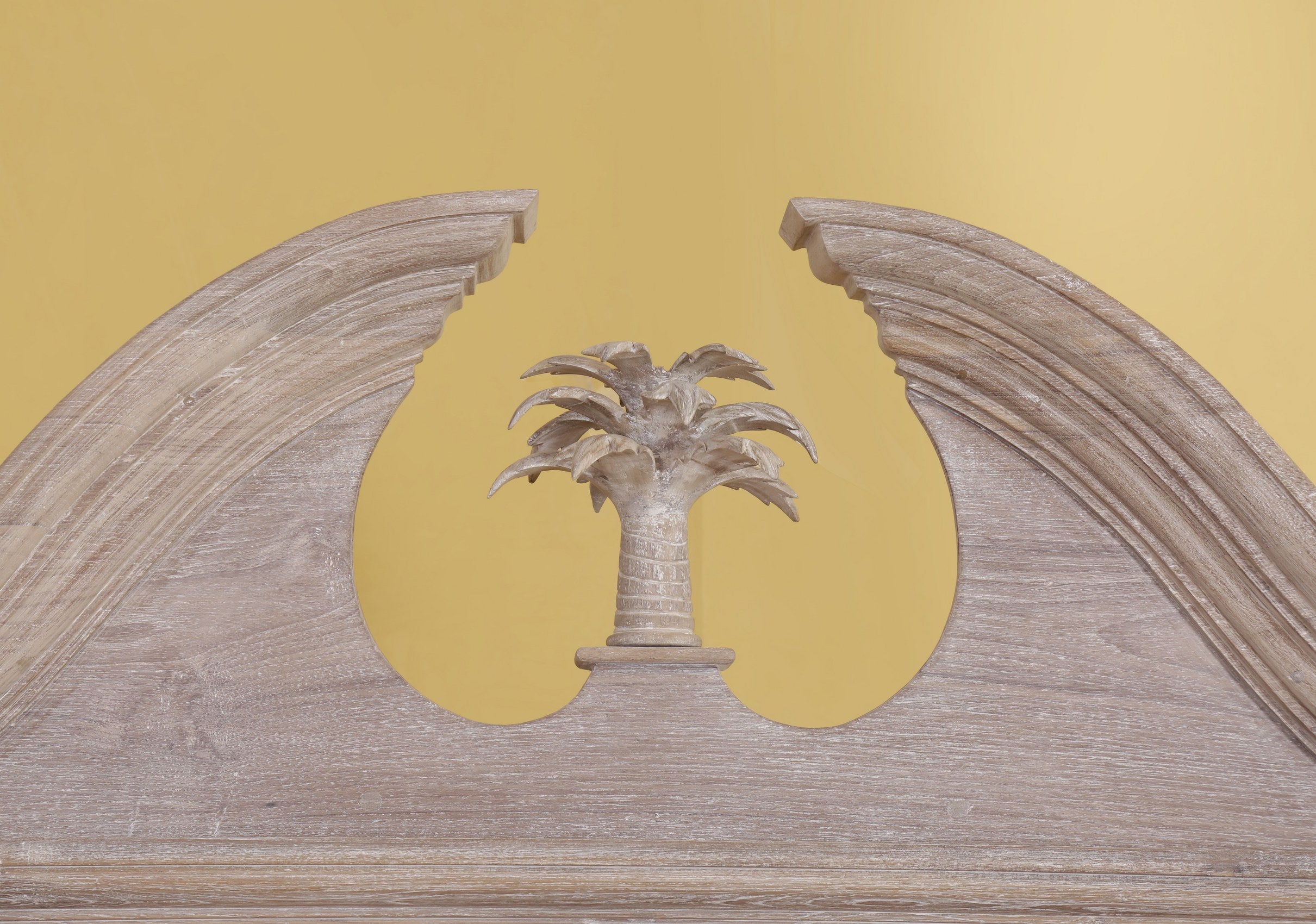 CocoCay Cabinet