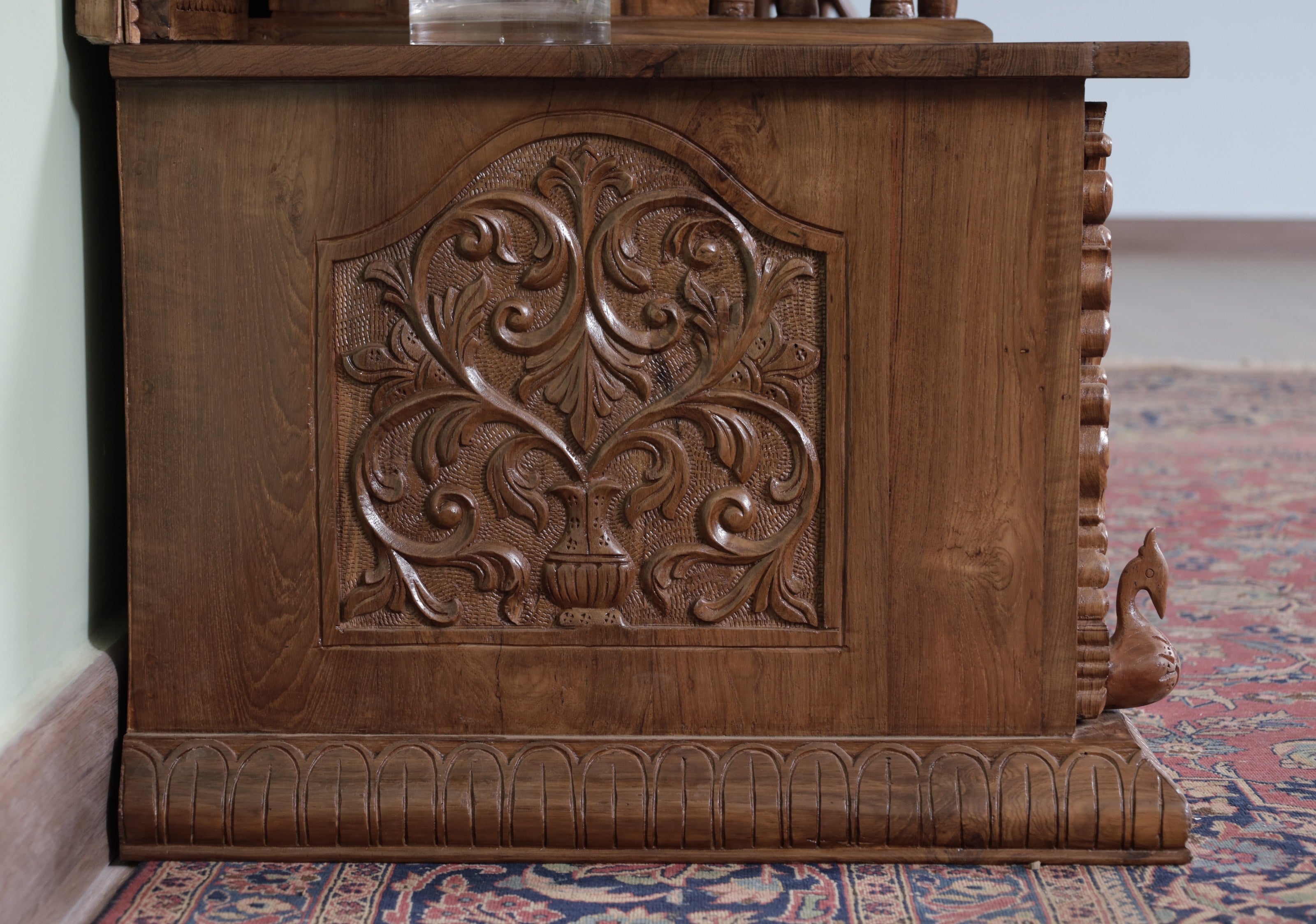 Garsia Cabinet