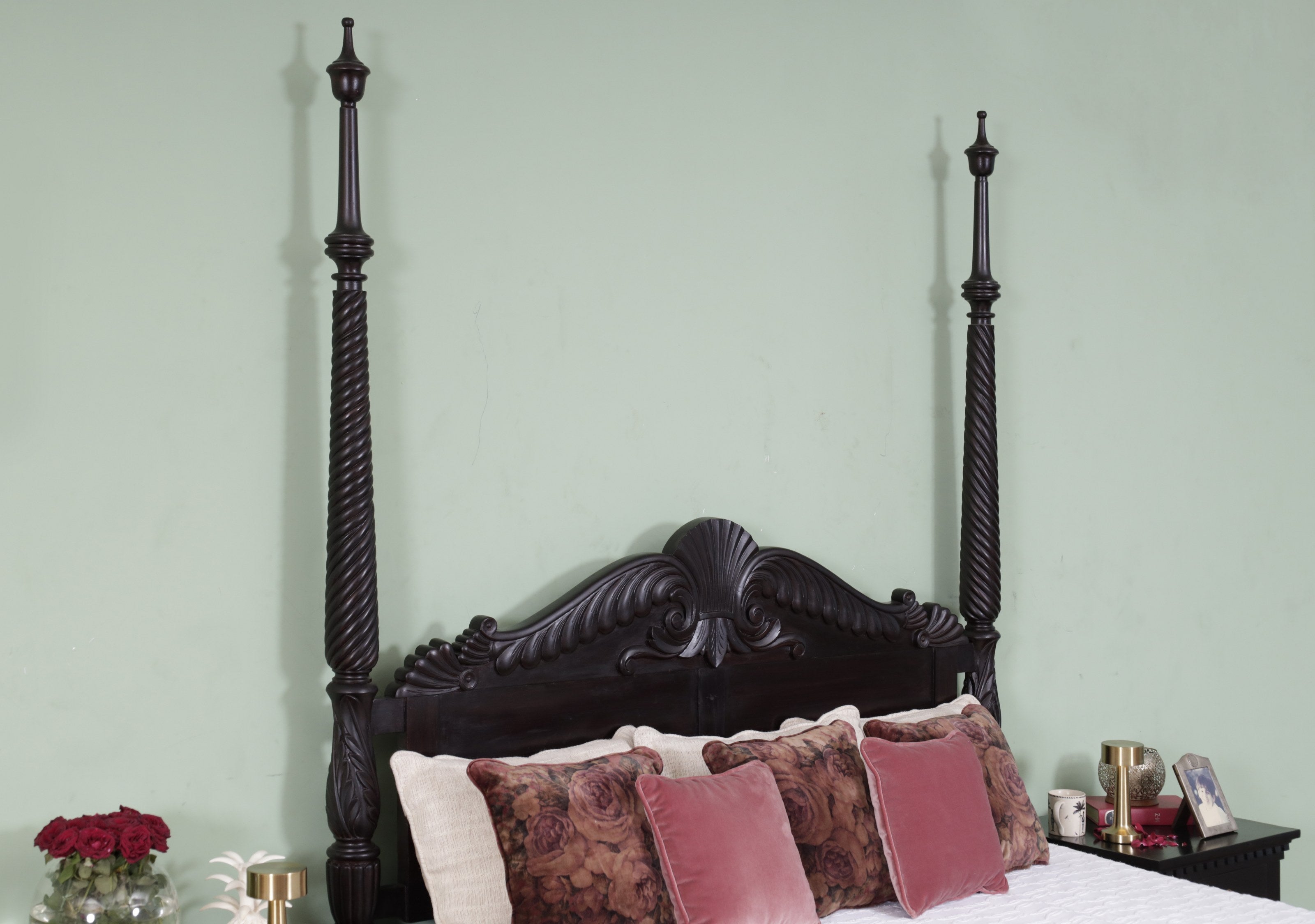 Windham Poster Bed
