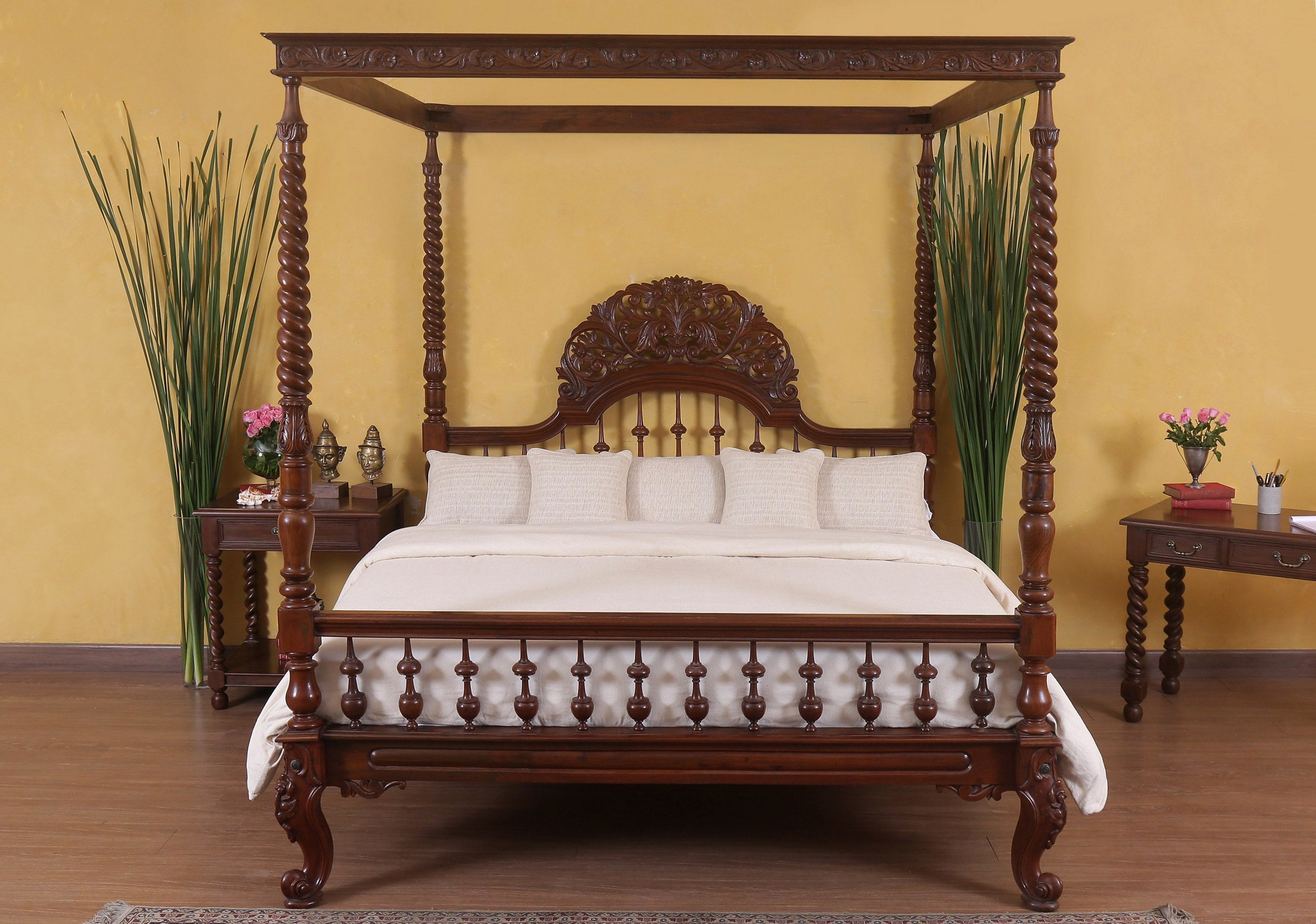 Rijcklof Antique Bed