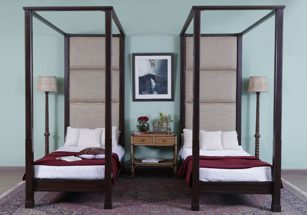 Wootton Poster Bed