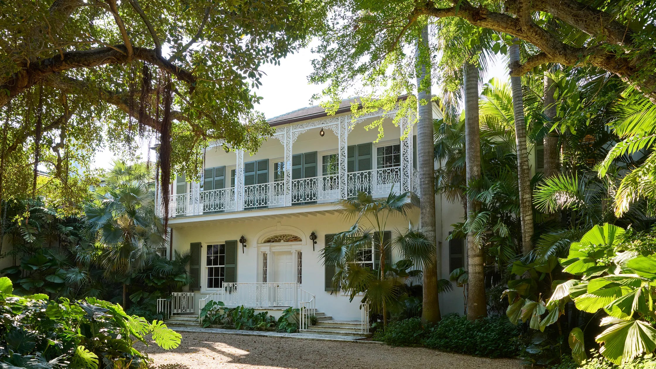 Crafting Elegance for a Palm Beach Residence