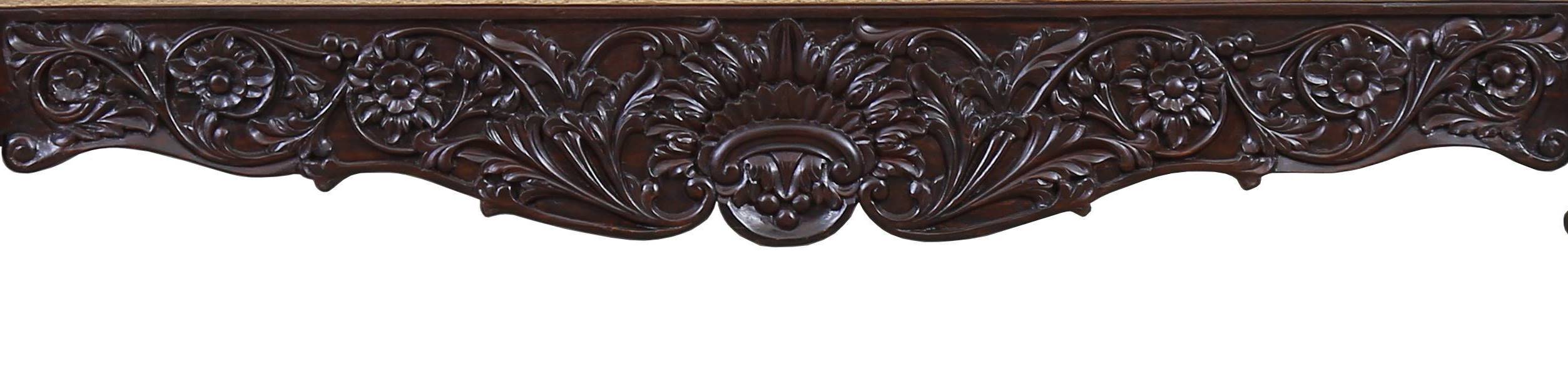 Stratton Divan