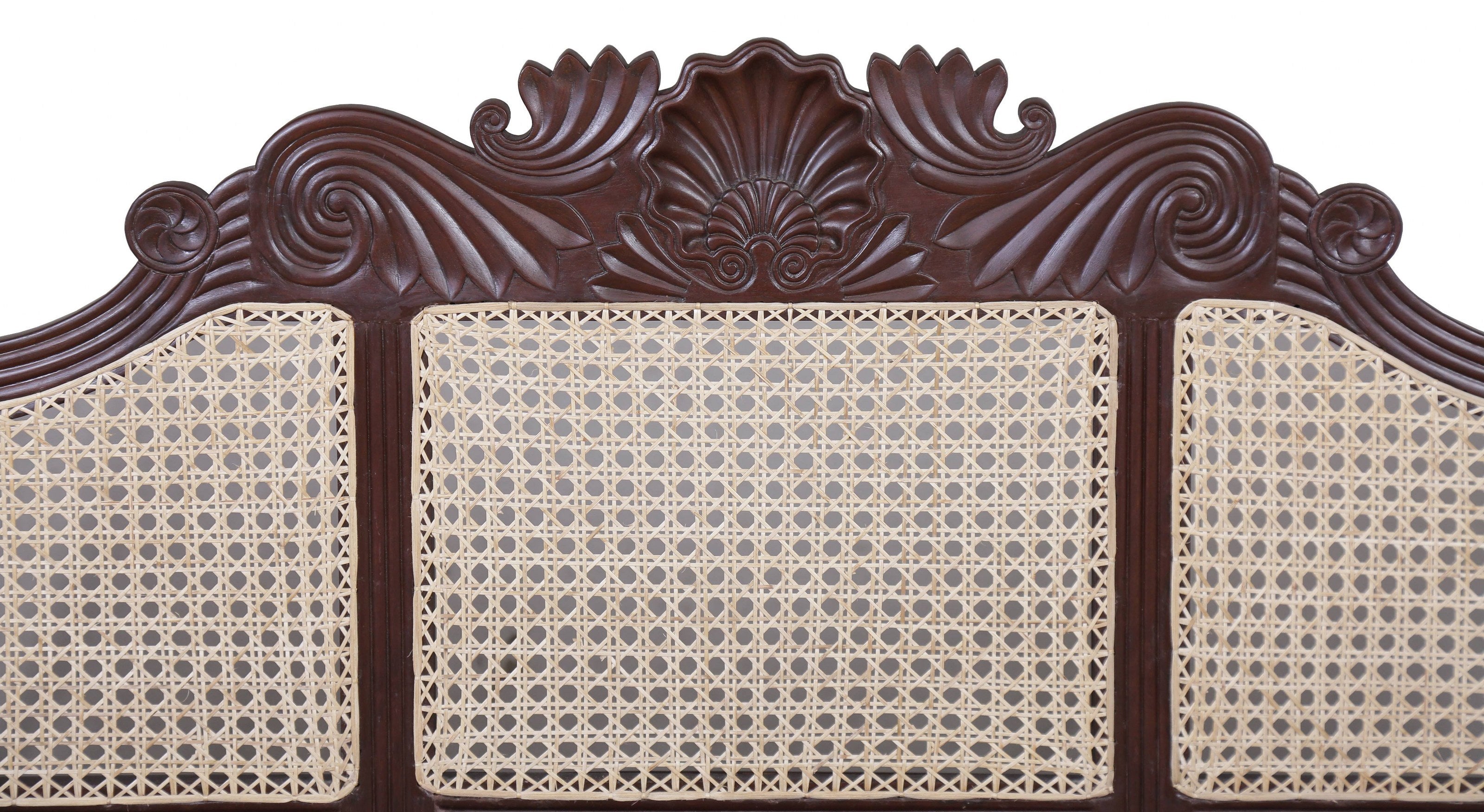 Van Plattenberg Antique Divan