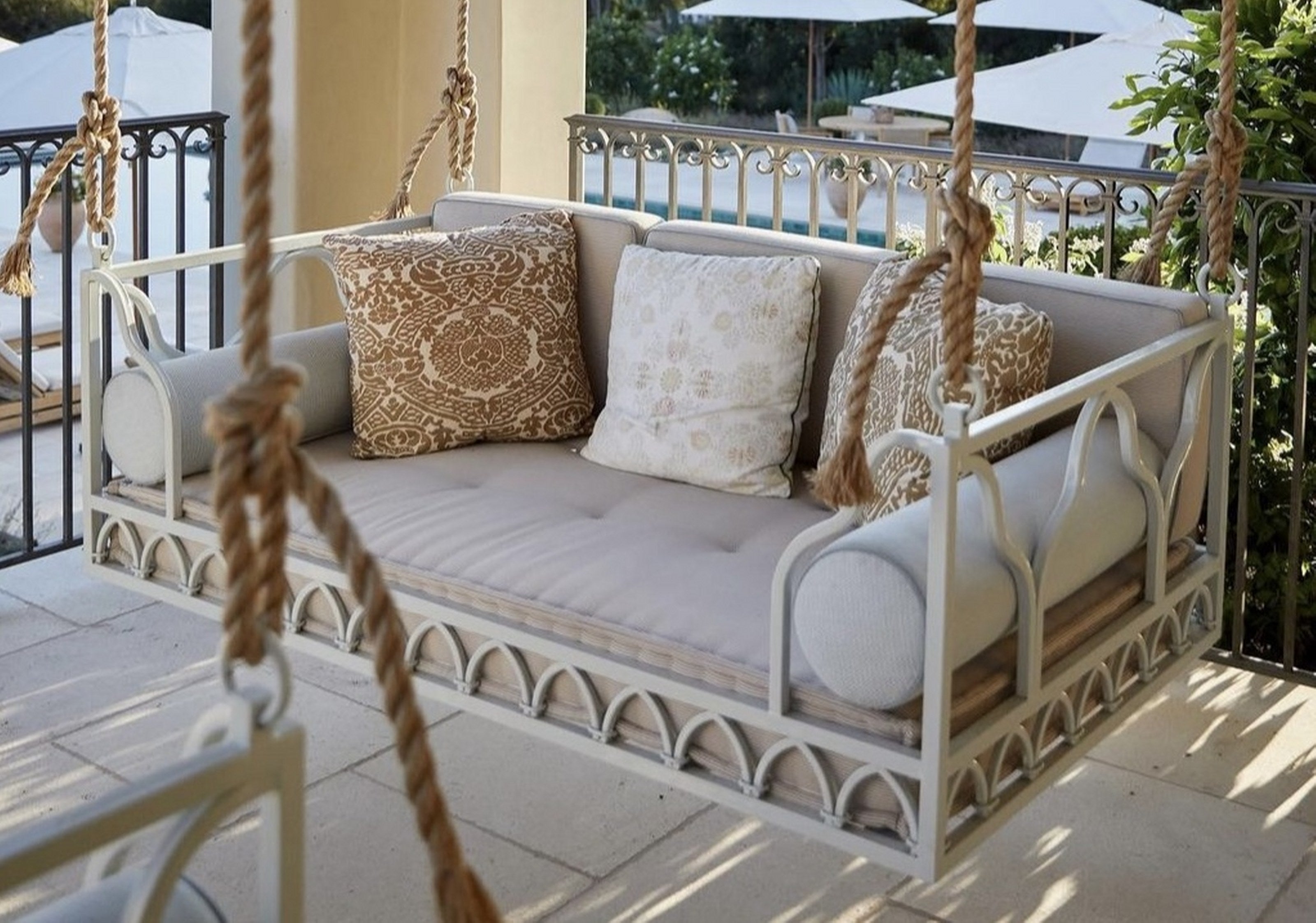 Beecham Metal Day Bed Swing