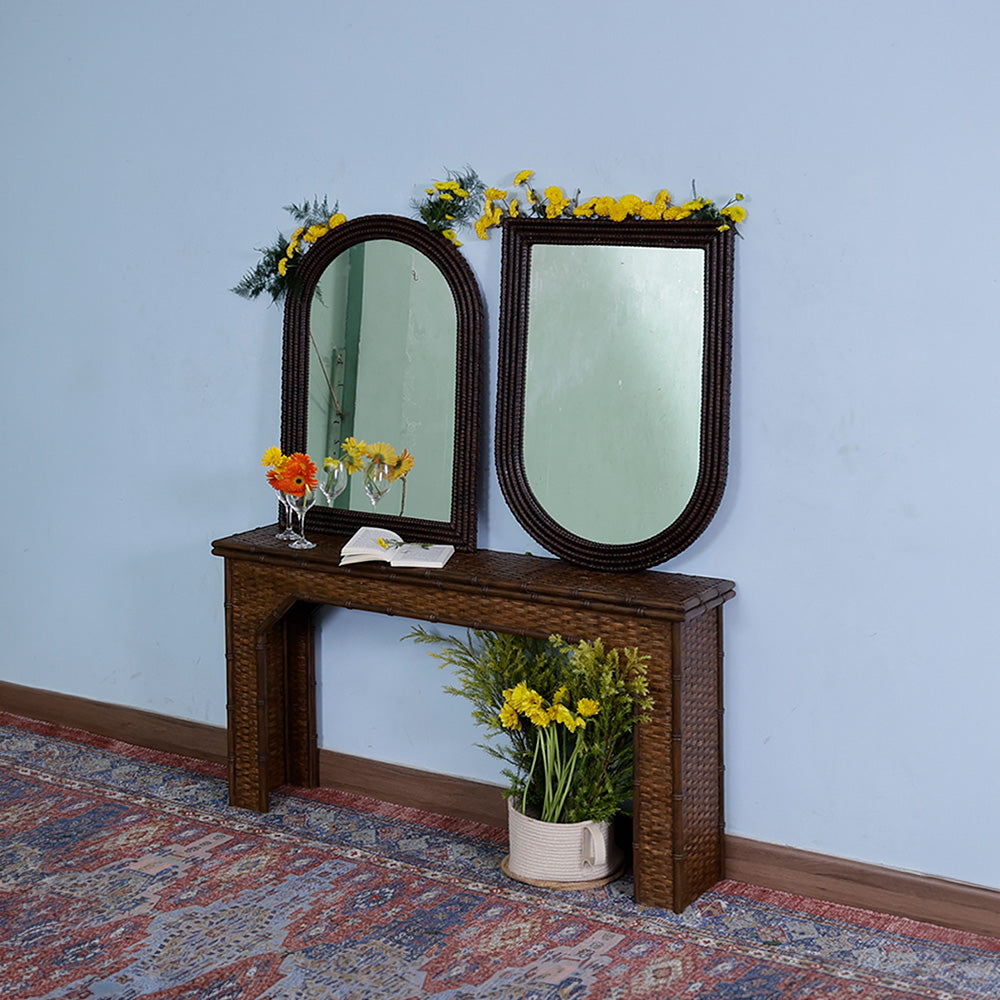 Armenio Rattan Console