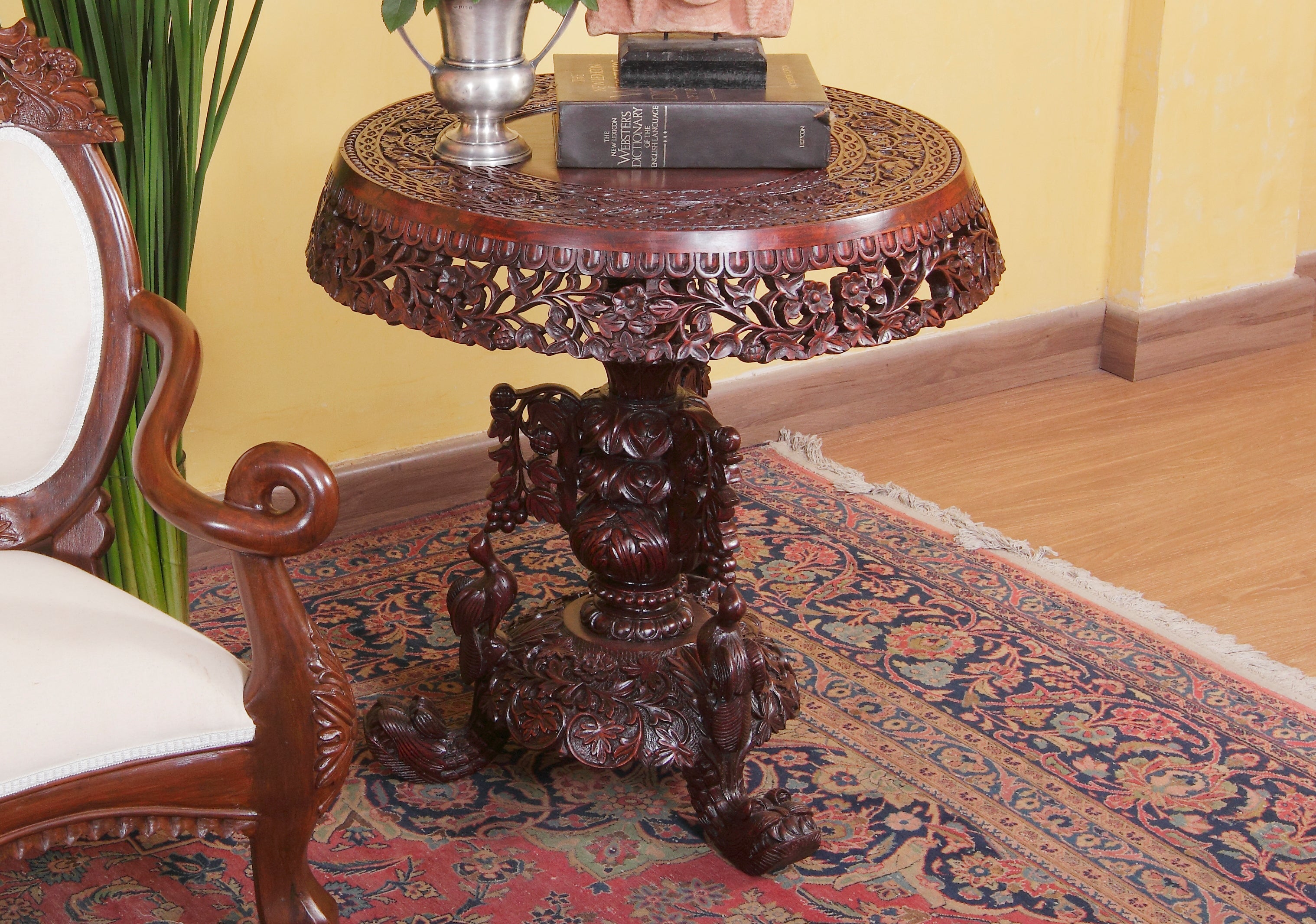 Highbury Table