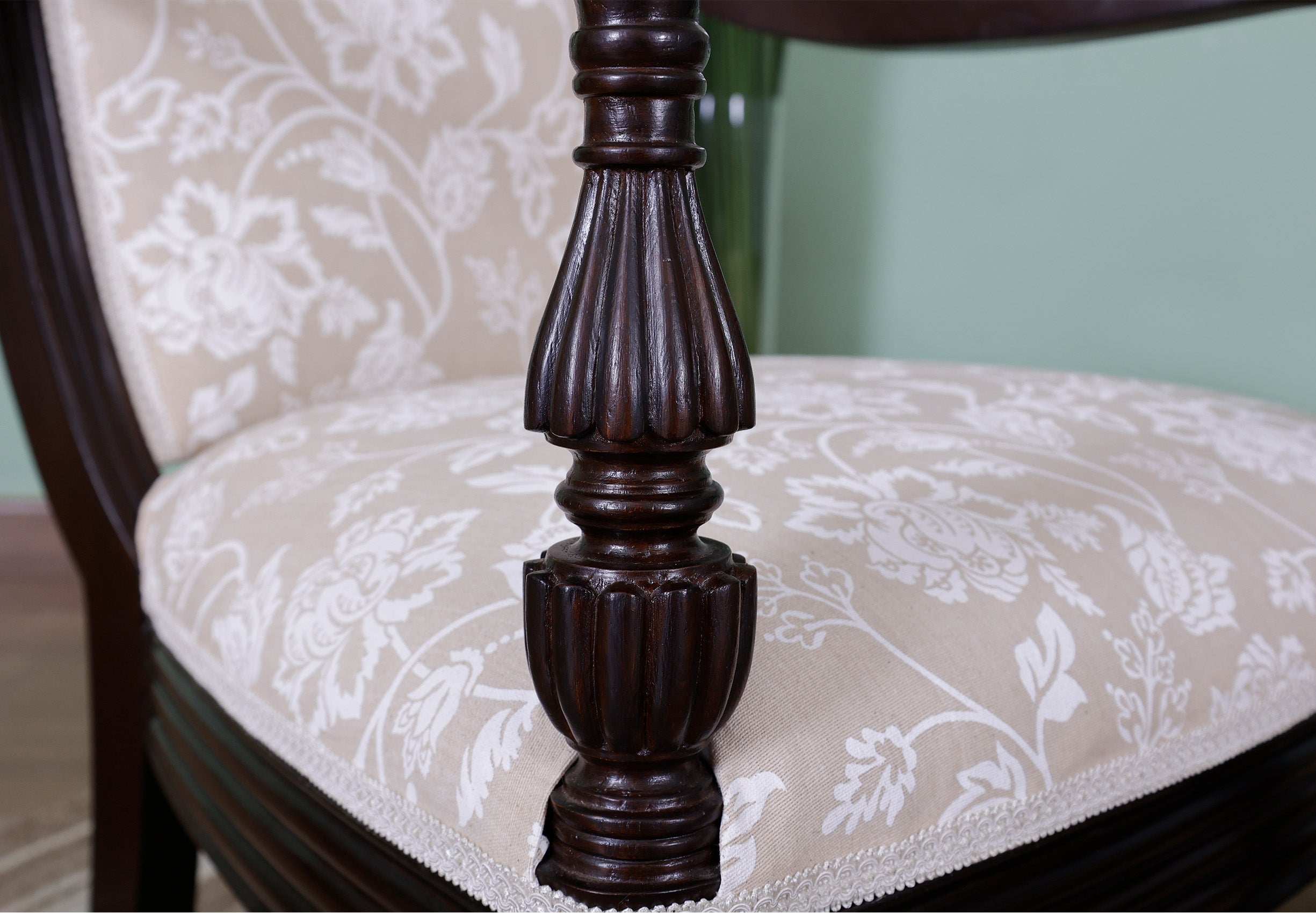 Clingford Chair