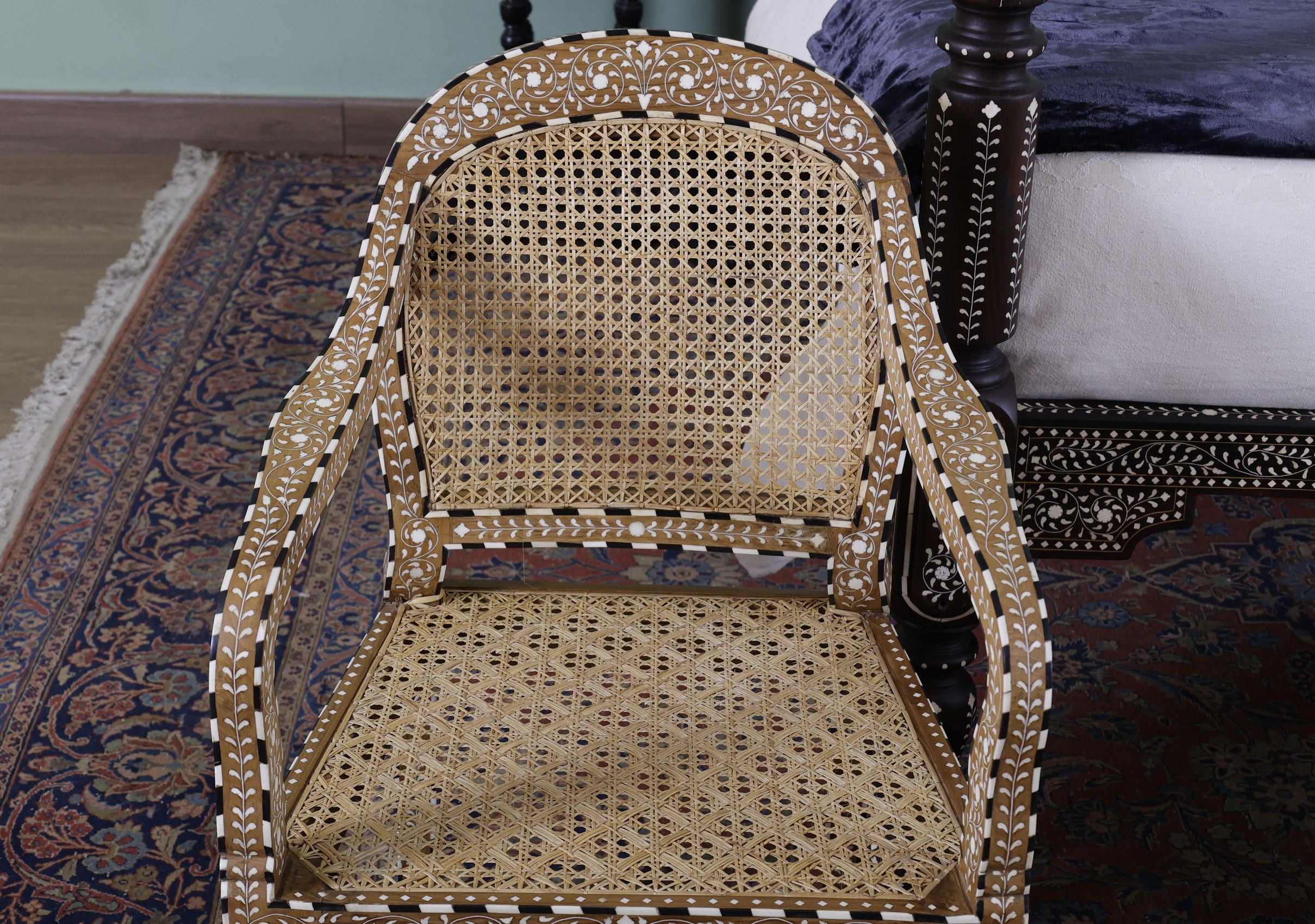 Cruzat Chair